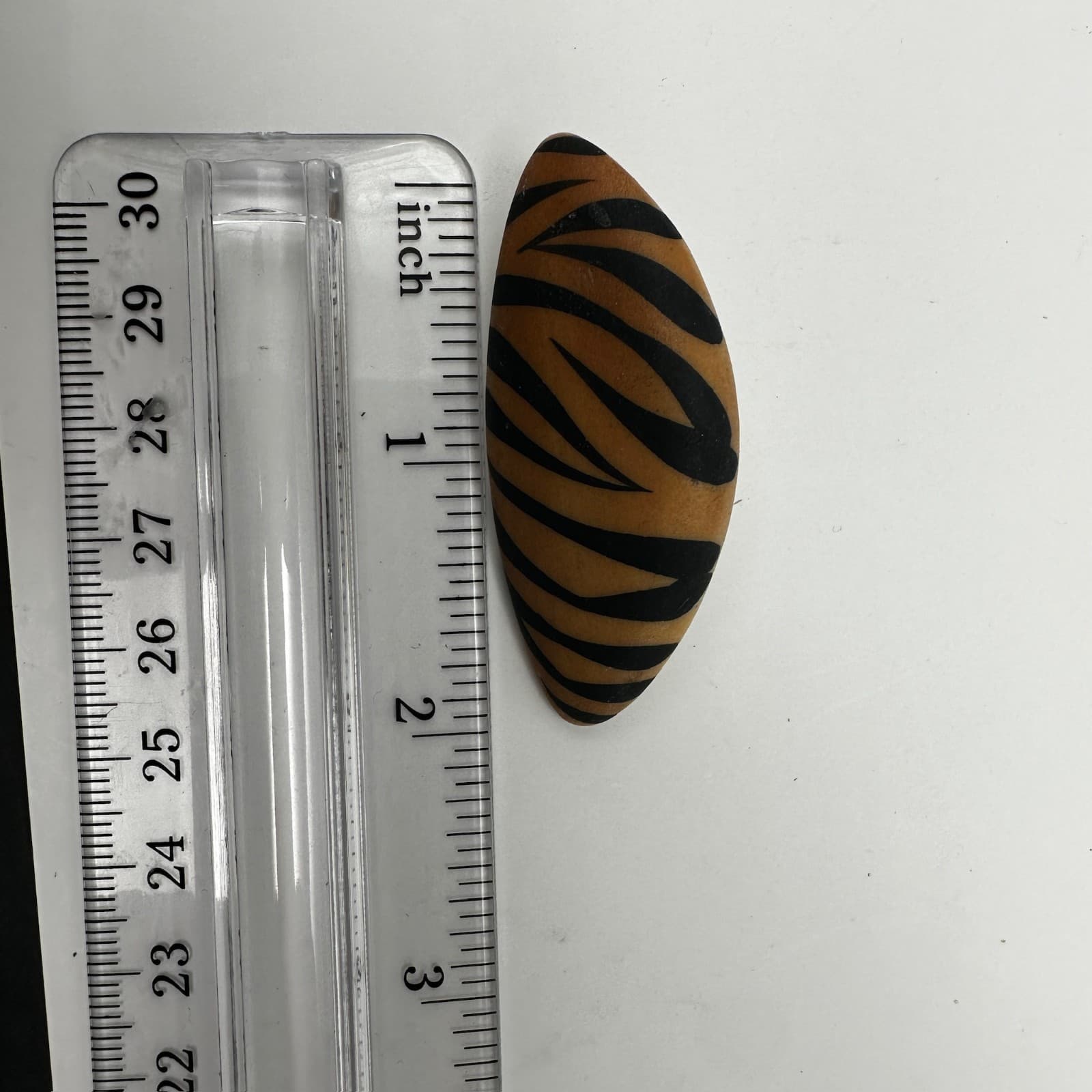 Vintage 90s Tiger Print Animal Statement Domed Clip-On Earrings Costume Jewelry - Thumbnail 8