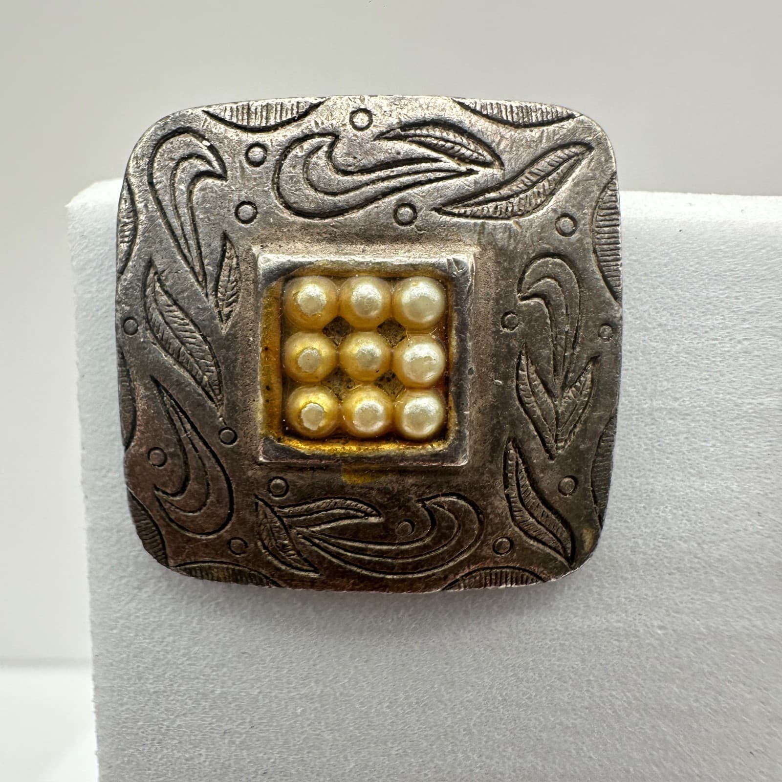 Vintage 90s 80s Square Earrings Pearl Silver Tone Engraved Western Style Jewelry - Thumbnail 4