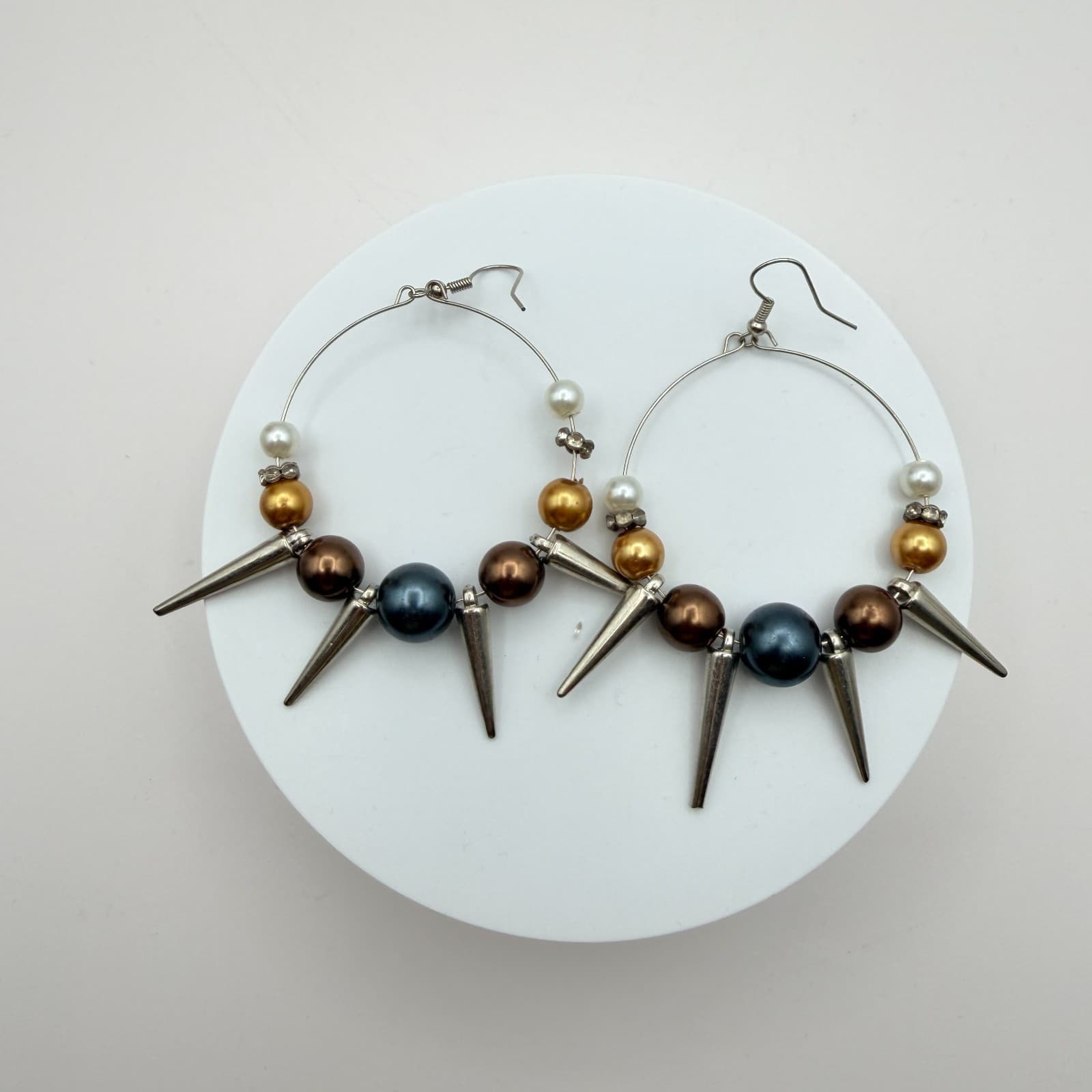 Vintage Y2K Faux Pearl Beaded Spike Hoop Earrings Women's Classic Jewelry - Thumbnail 2