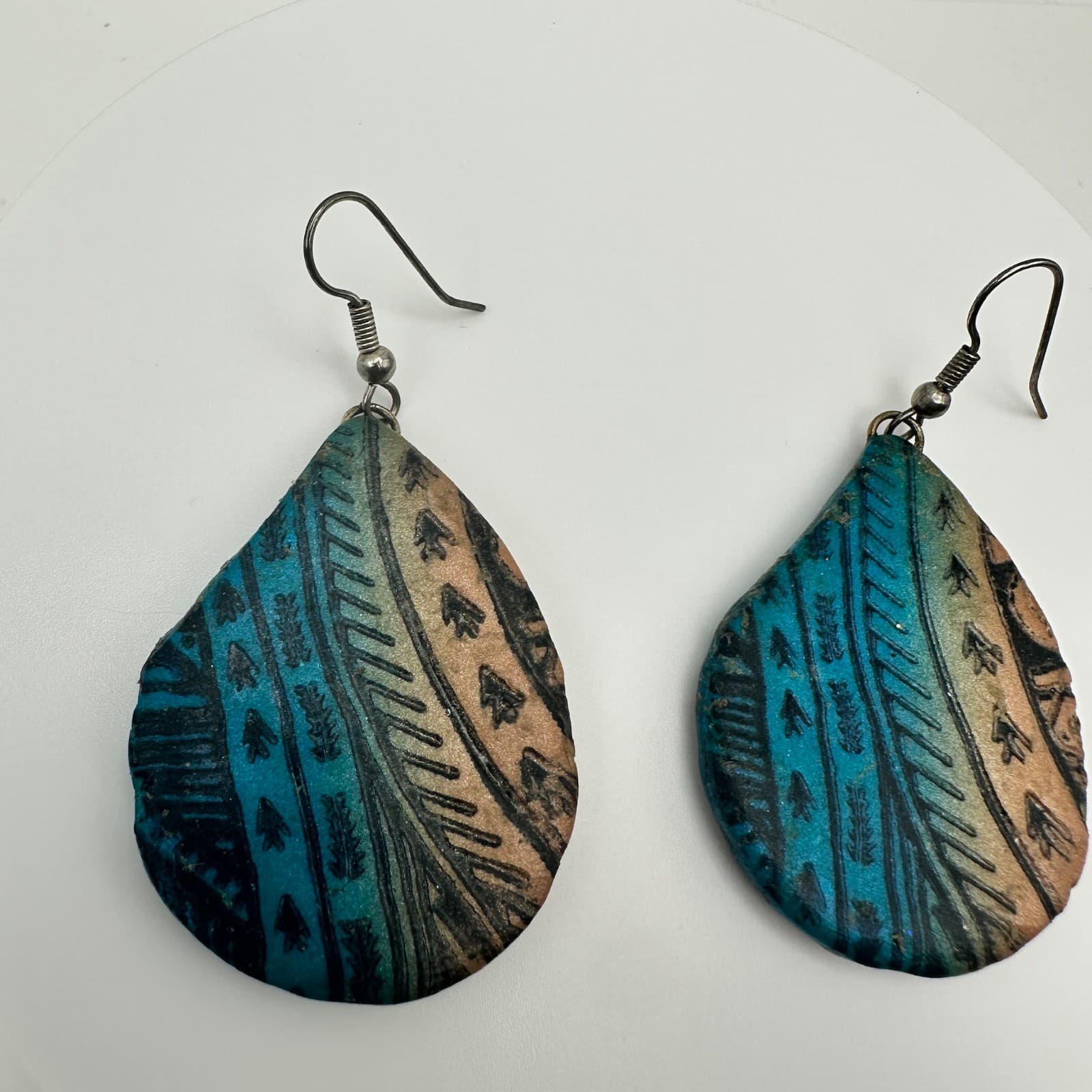 Vintage 80s Boho Clay Teardrop Dangle Earrings Blue Peach Tribal Ethnic Pattern - Thumbnail 6