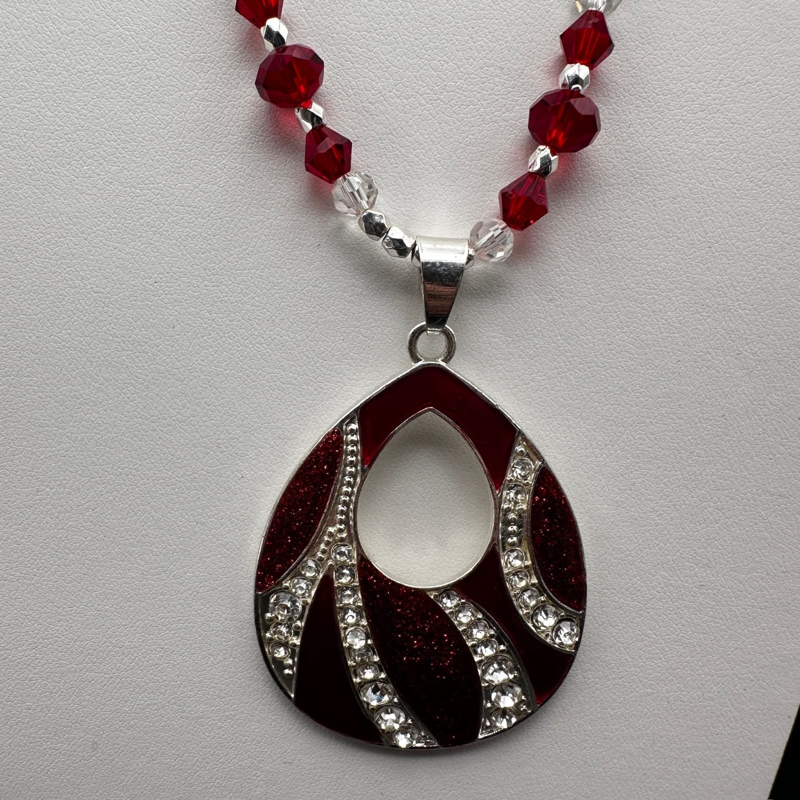 Vintage 90s Red Crystal Teardrop Pendant Necklace Silver Tone Beaded Chain - Thumbnail 2