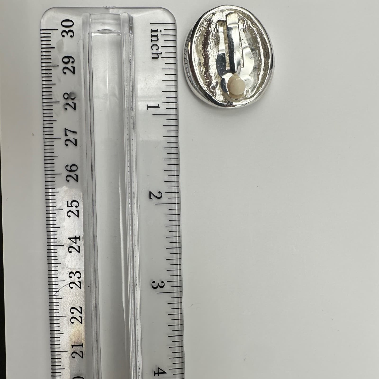 Vintage Avon Clip-On Dome Earrings Silver Tone Y2K 90s 80s Women's Jewelry - Thumbnail 9