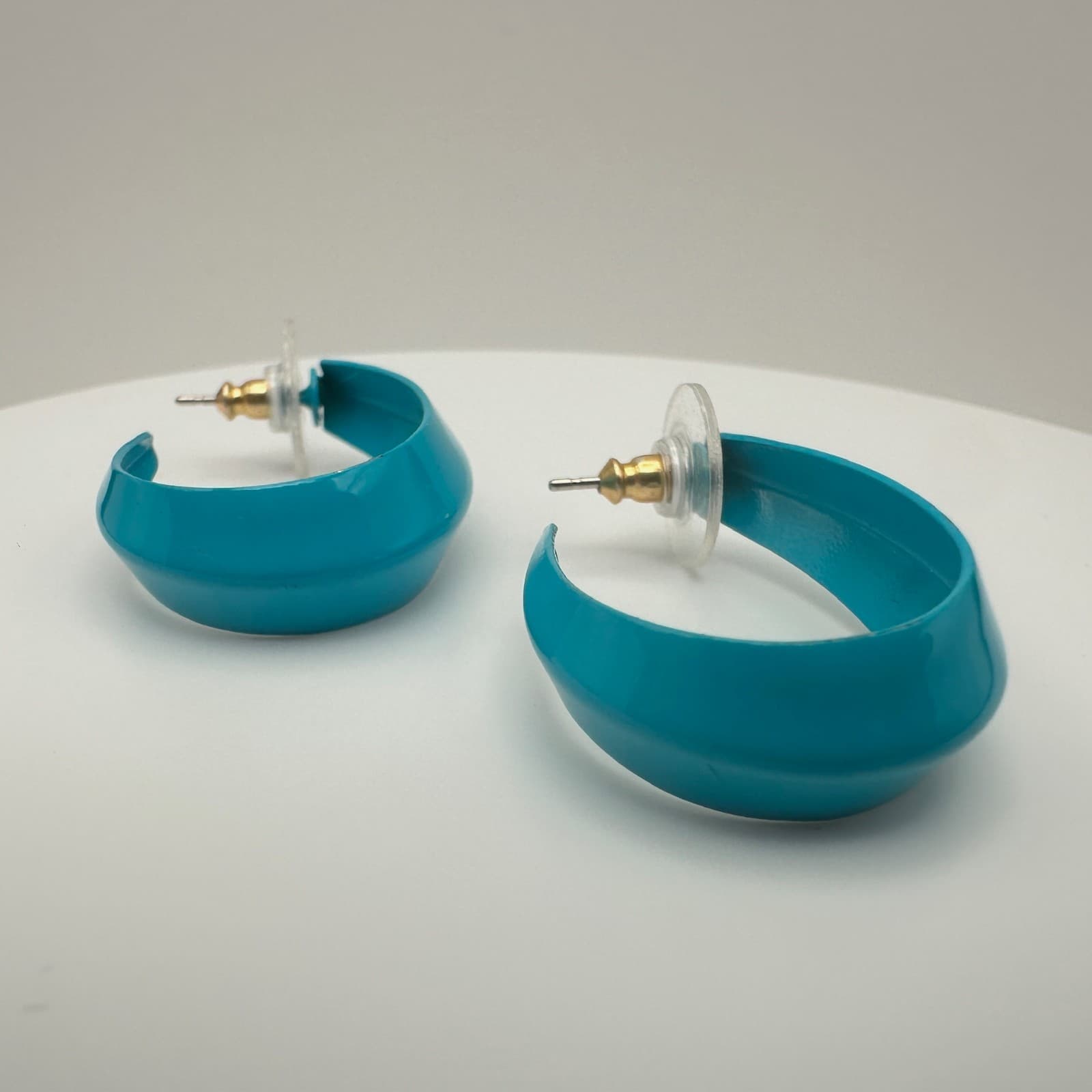 Vintage 80s 90s Chunky Blue Resin Hoop Earrings Bold Teal Open Hoops Jewelry - Thumbnail 2