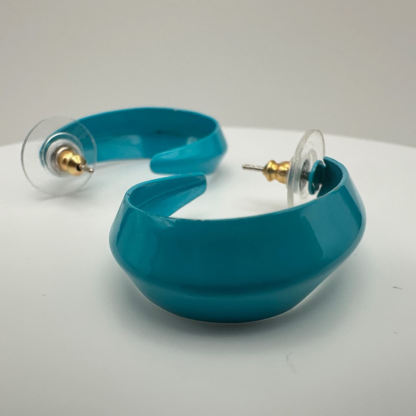 Vintage 80s 90s Chunky Blue Resin Hoop Earrings Bold Teal Open Hoops Jewelry - Thumbnail 4