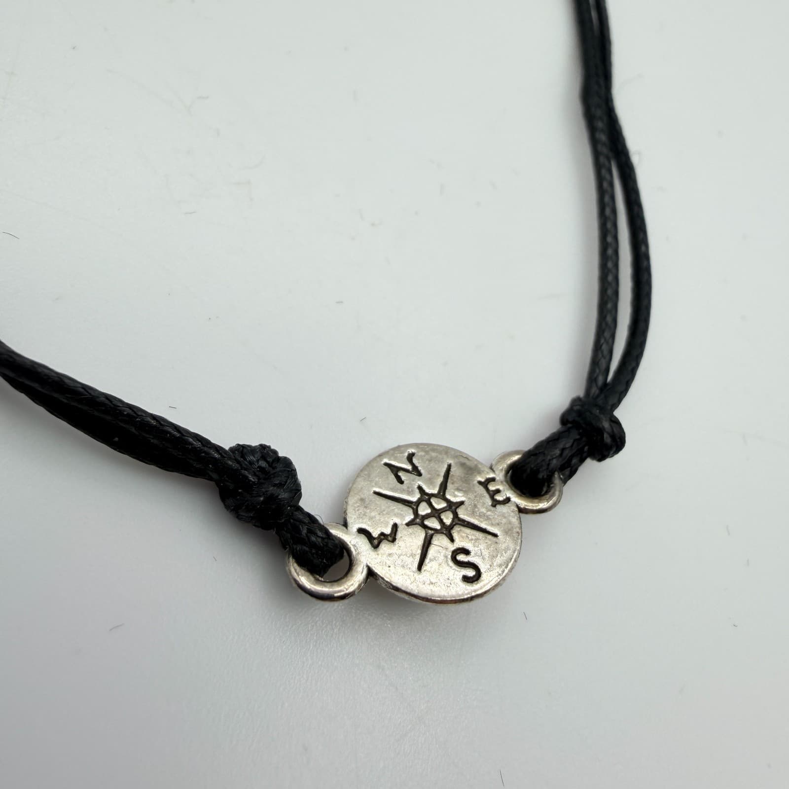Vintage Y2K Silver Tone Black Cord Compass Bracelet Boho Unisex Classic Jewelry - Thumbnail 5