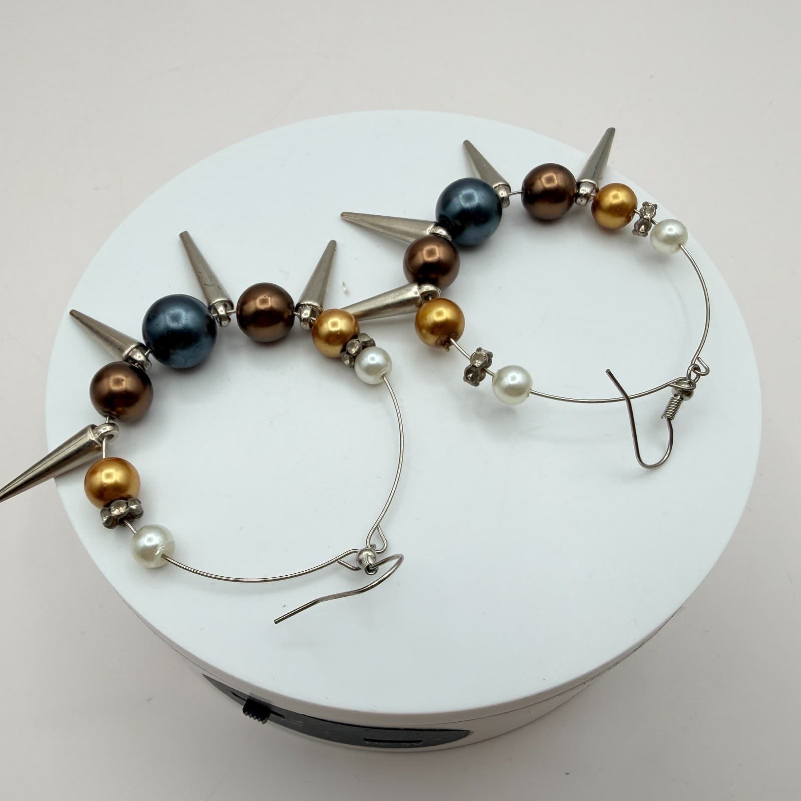 Vintage Y2K Faux Pearl Beaded Spike Hoop Earrings Women's Classic Jewelry - Thumbnail 5