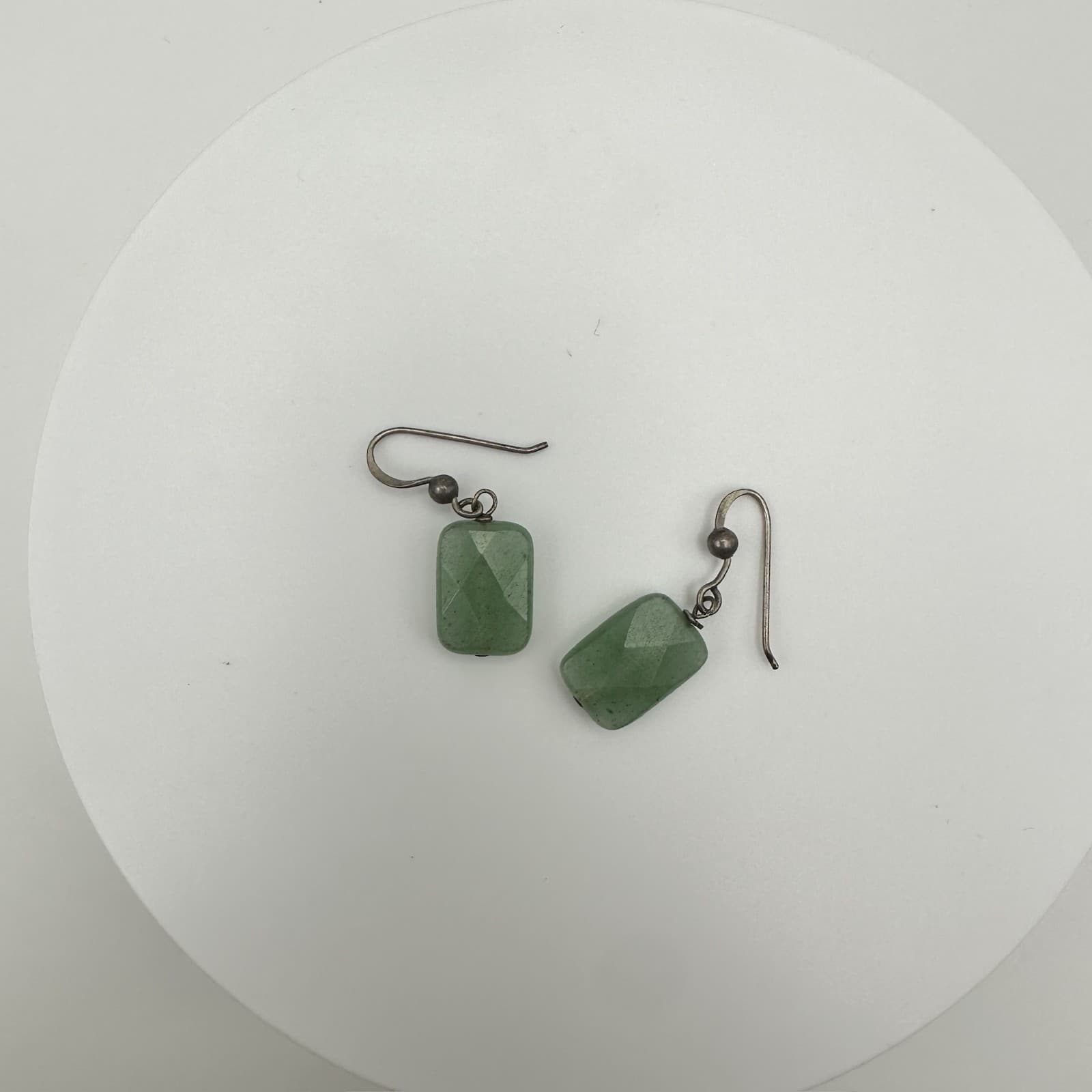 Vintage 90s Dangle Green Aventurine Stone Earrings Faceted Rectangle Silver Tone - Thumbnail 5