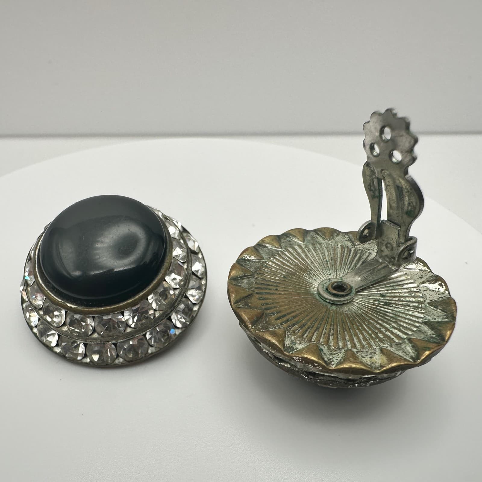 Vintage 90s Lisner Black Rhinestone Clip On Earrings Silver tone Women's Jewelry - Thumbnail 8