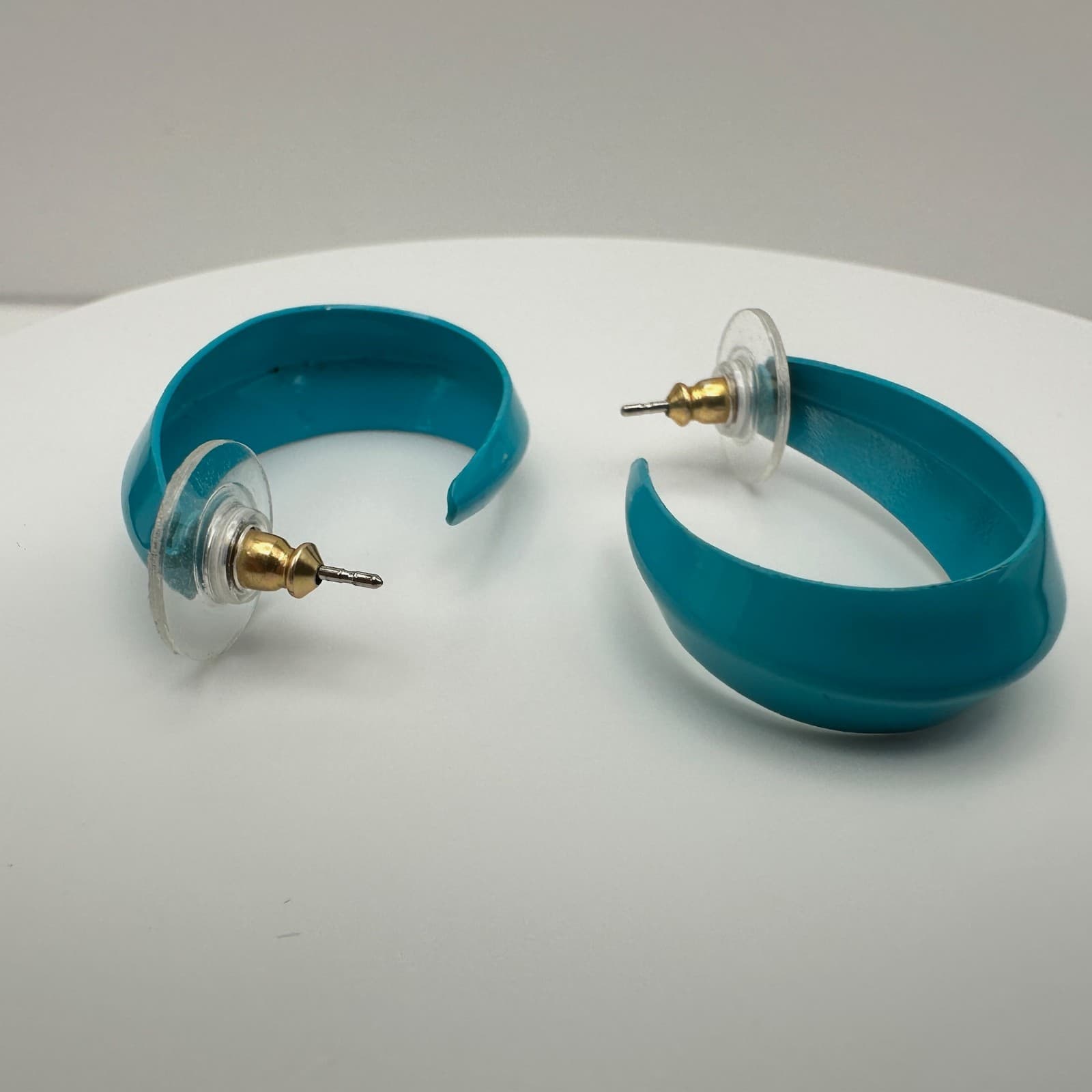 Vintage 80s 90s Chunky Blue Resin Hoop Earrings Bold Teal Open Hoops Jewelry - Thumbnail 3