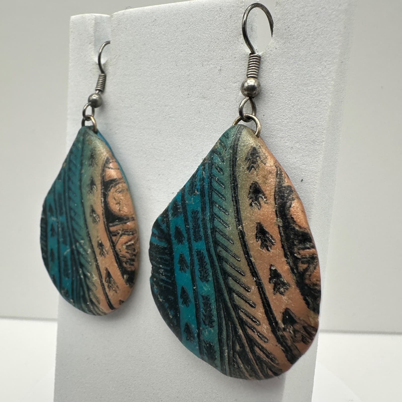 Vintage 80s Boho Clay Teardrop Dangle Earrings Blue Peach Tribal Ethnic Pattern - Thumbnail 3