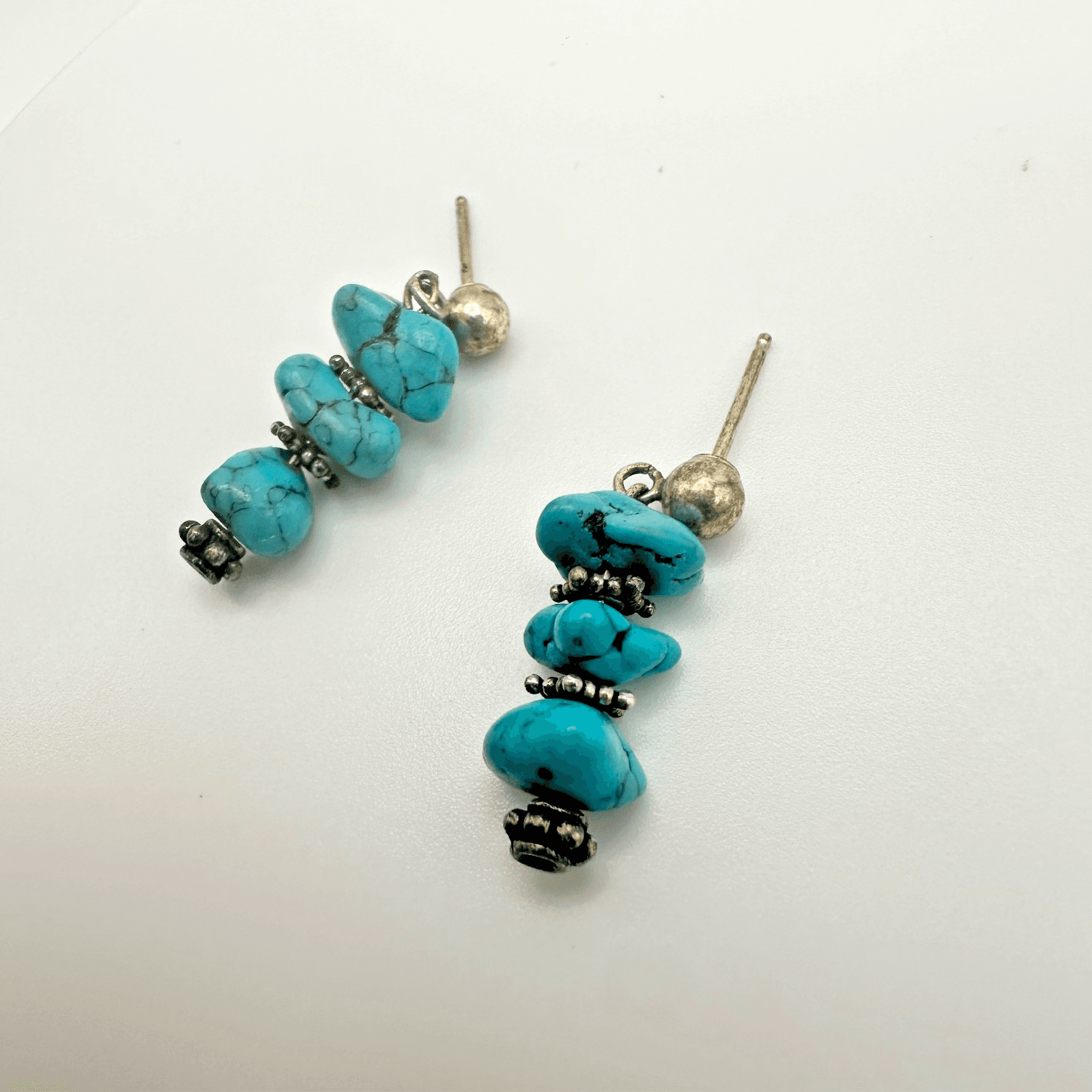 Vintage Y2K 90s Drop Turquoise Stone Chunks Earrings Silver Tone Dangly Jewelry - Image 1