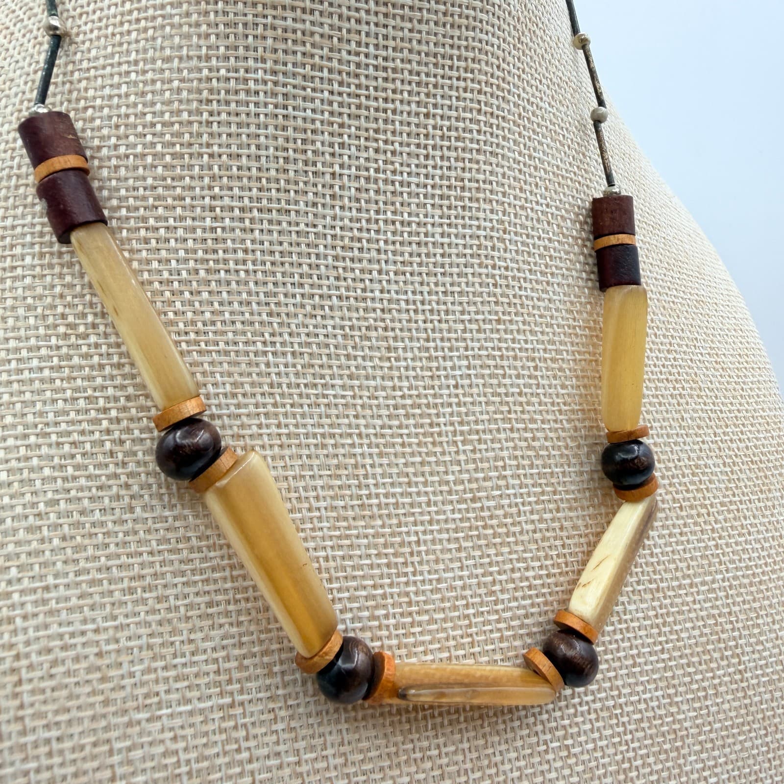 Vintage 90s Earthy Wood & Horn Bead Necklace Boho Ethnic Fashion Women's Jewelry - Thumbnail 3
