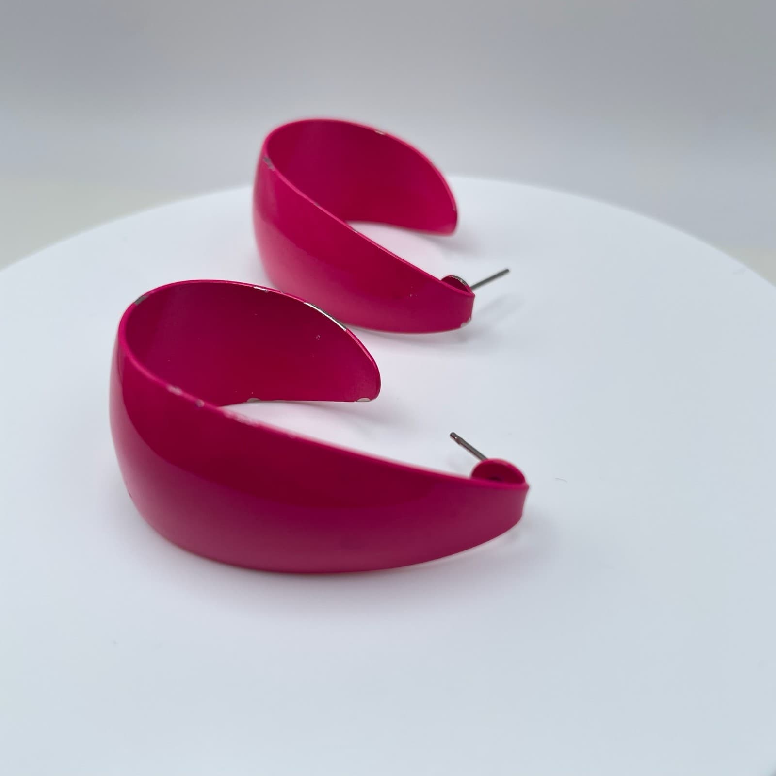 Vintage 80s Silver Tone Pink Hoop Earrings Boho Women's Classic Fashion Jewelry - Thumbnail 4