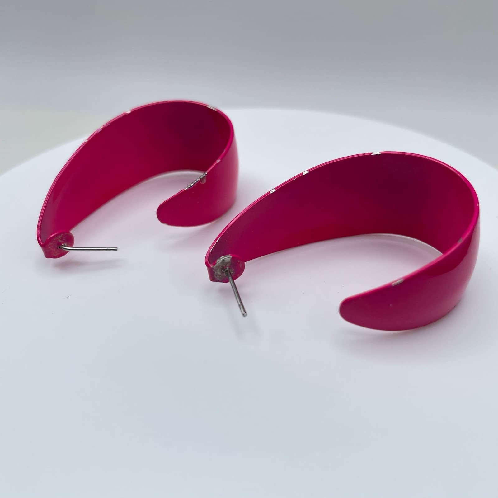 Vintage 80s Silver Tone Pink Hoop Earrings Boho Women's Classic Fashion Jewelry - Thumbnail 6