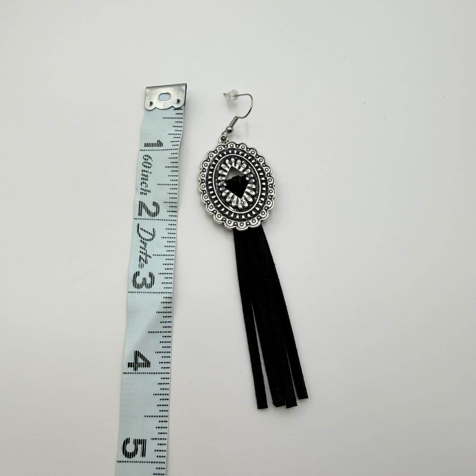 Vintage 90s Silver Tone Oval Dangle Earrings Black Faux Suede Tassel Jewelry - Thumbnail 10