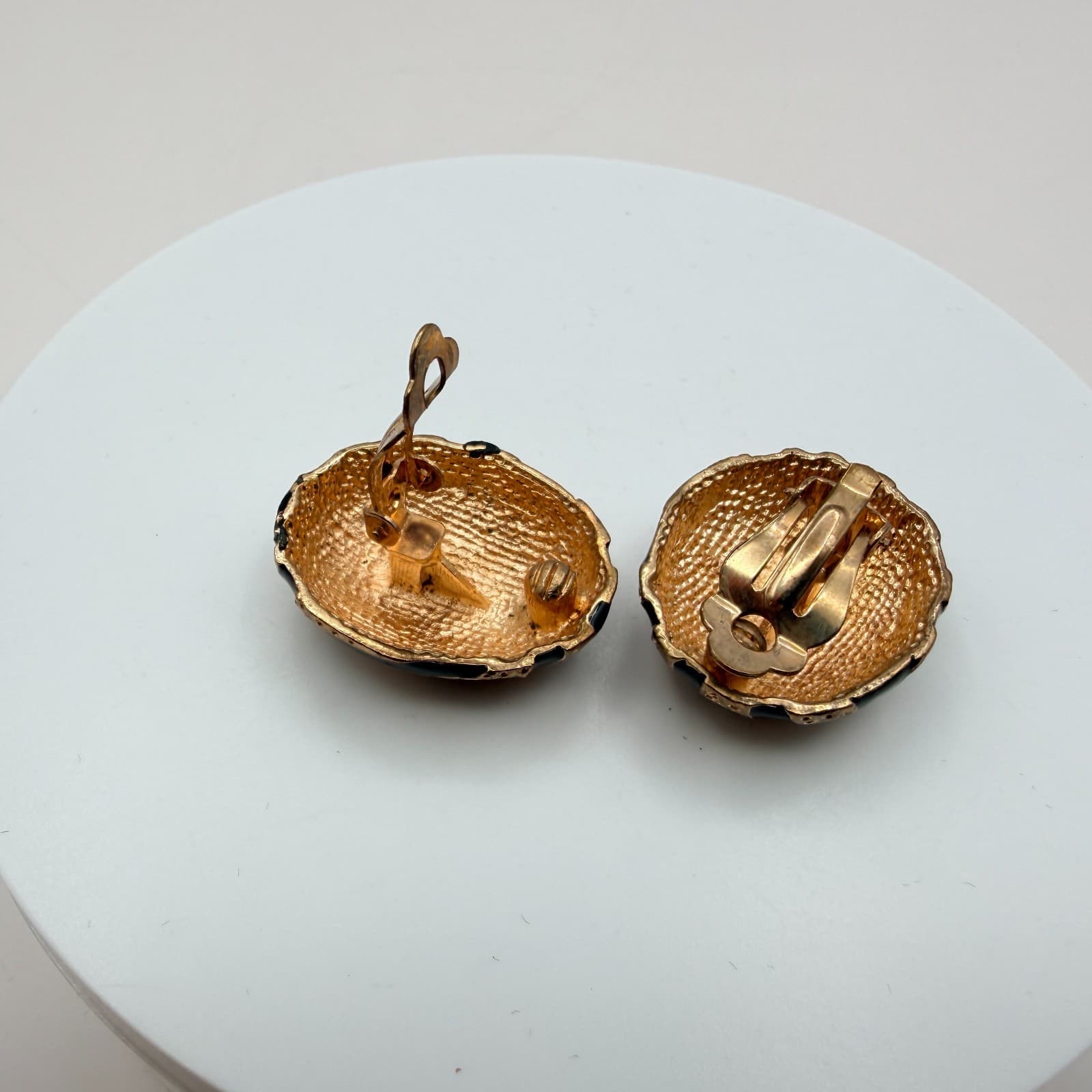 Vintage 90s Enamel Stud Earrings Set Gold Tone Boho Women's Classic Jewelry - Thumbnail 9