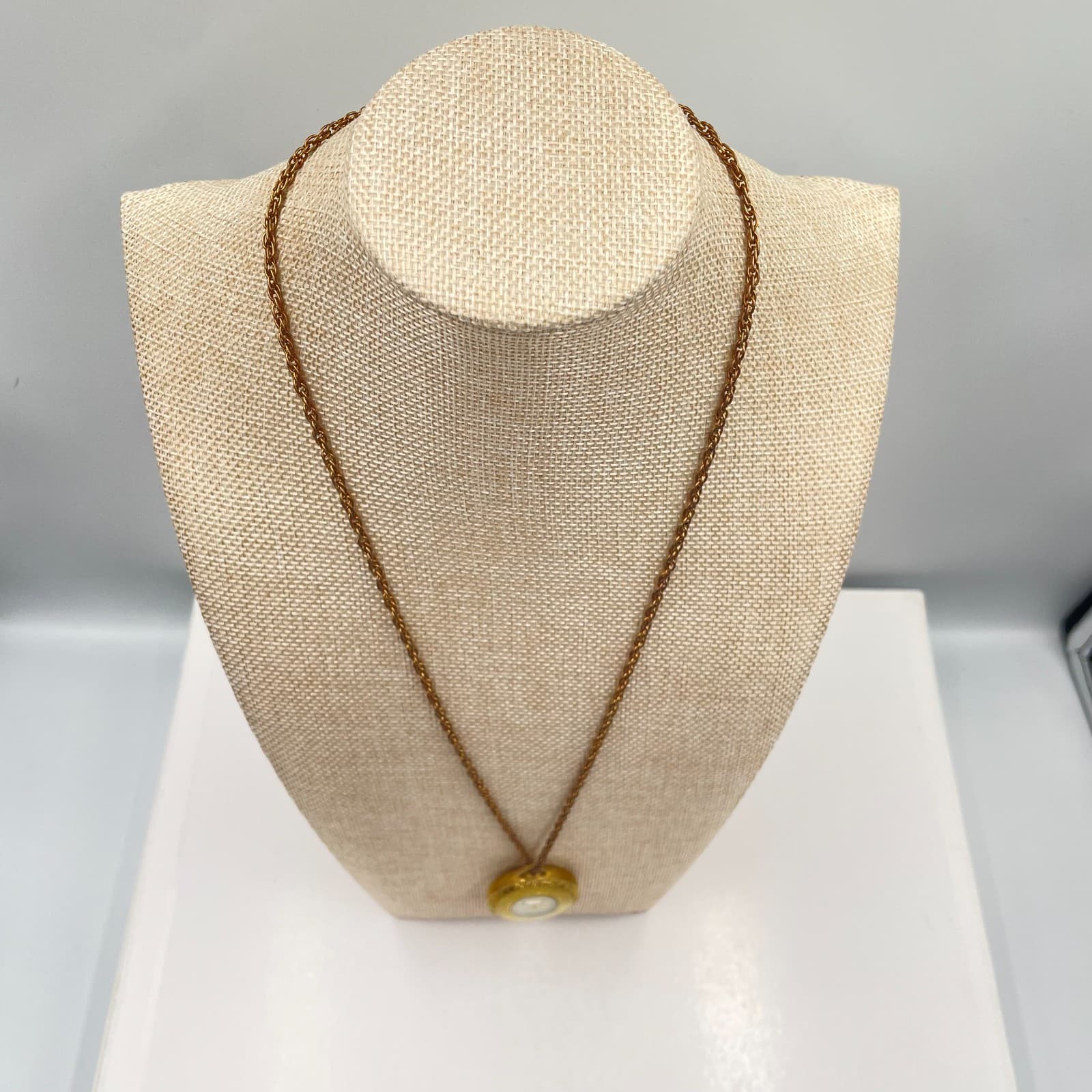 VTG Whitney Gold-Tone Fashion Horology Swiss-Made Dial Watch Pendant Necklace - Thumbnail 3