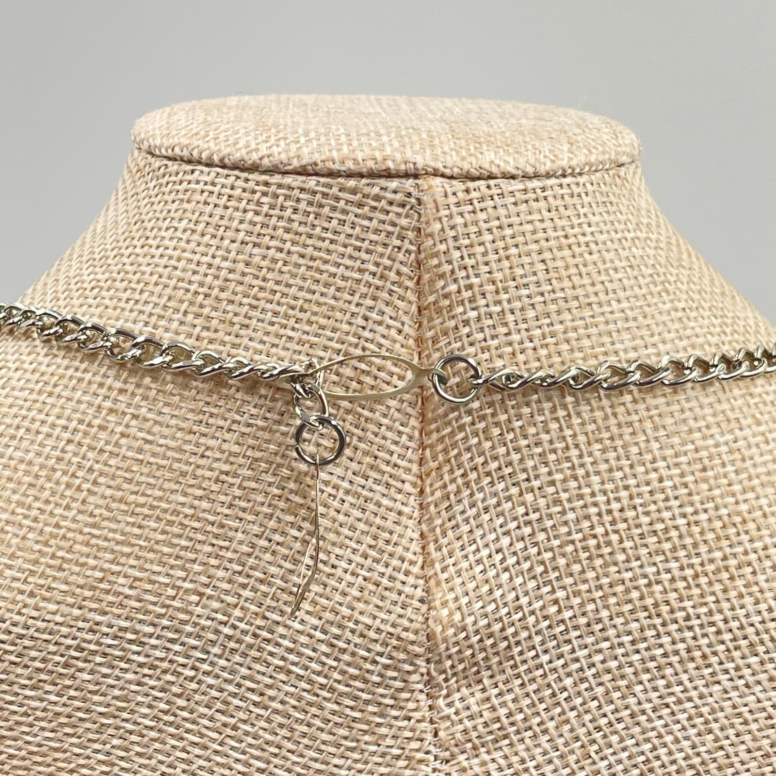 VTG Silver-Tone White Rhinestone Petal Daisy Charm Garland Bib Station Necklace - Thumbnail 8