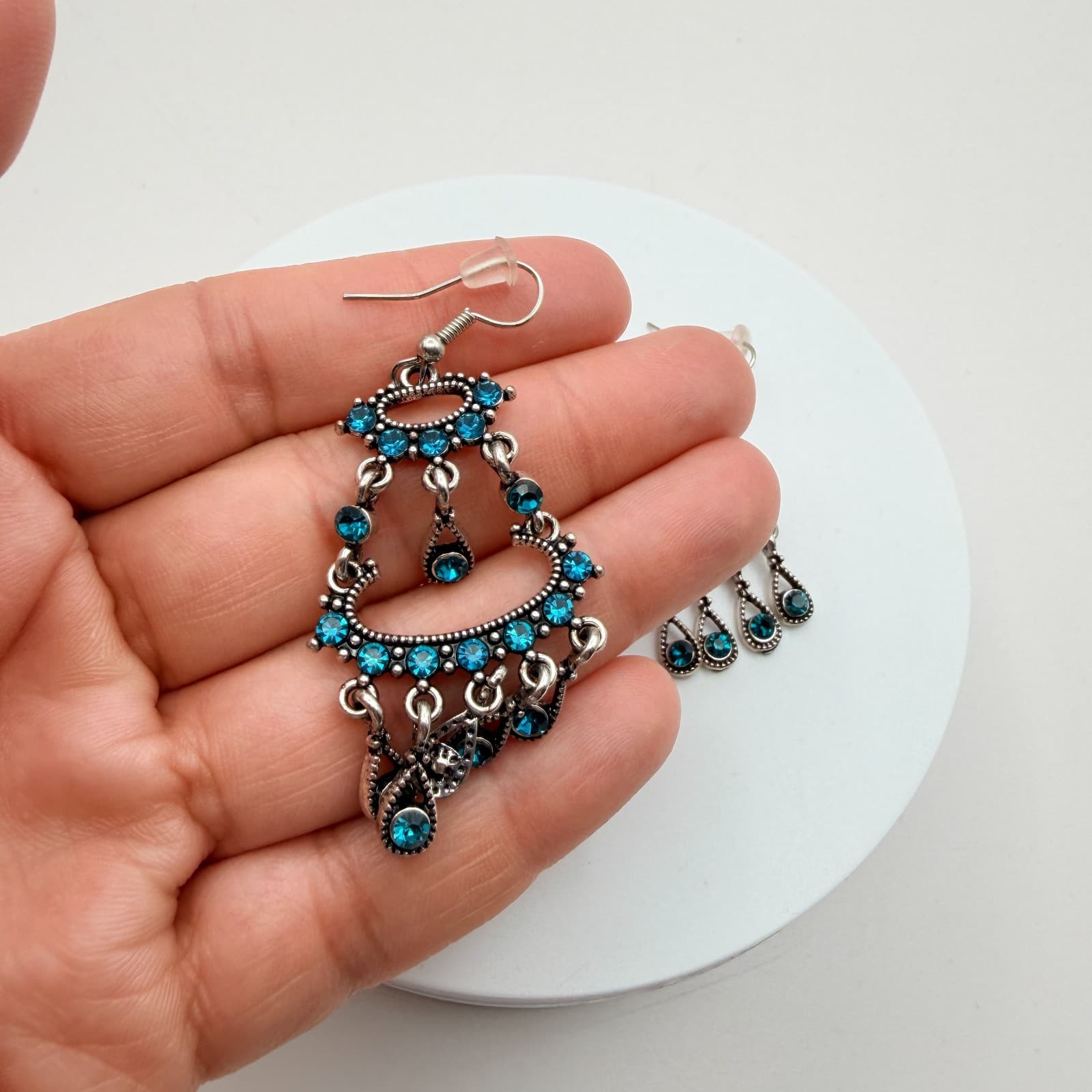 Vintage 90s Silver Tone Chandelier Earrings Blue Glass Boho Fashion Jewelry - Thumbnail 7