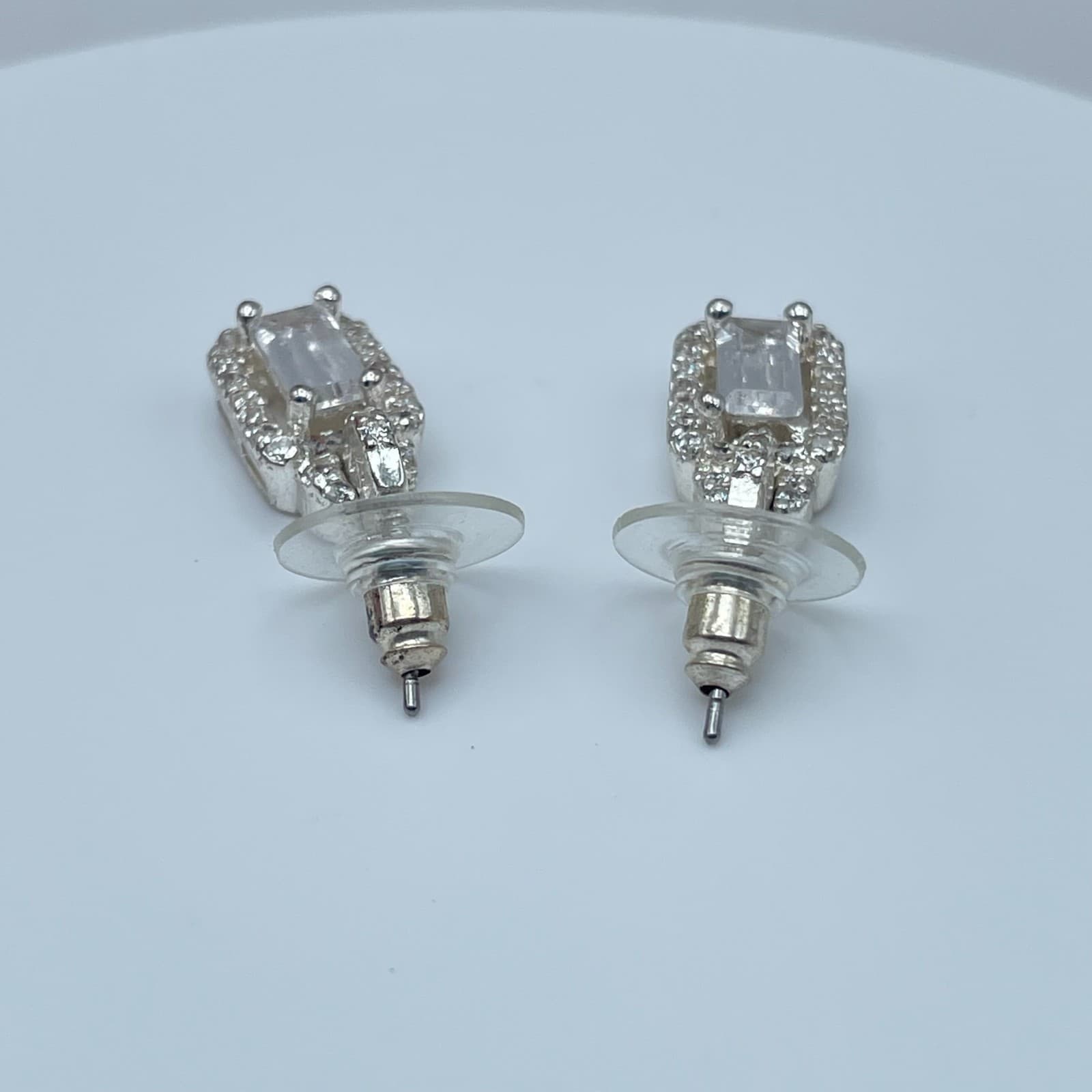 Vintage 80s 90s Silver Tone Emerald Cut Clear Glass Halo Dangle Drop Earrings - Thumbnail 11