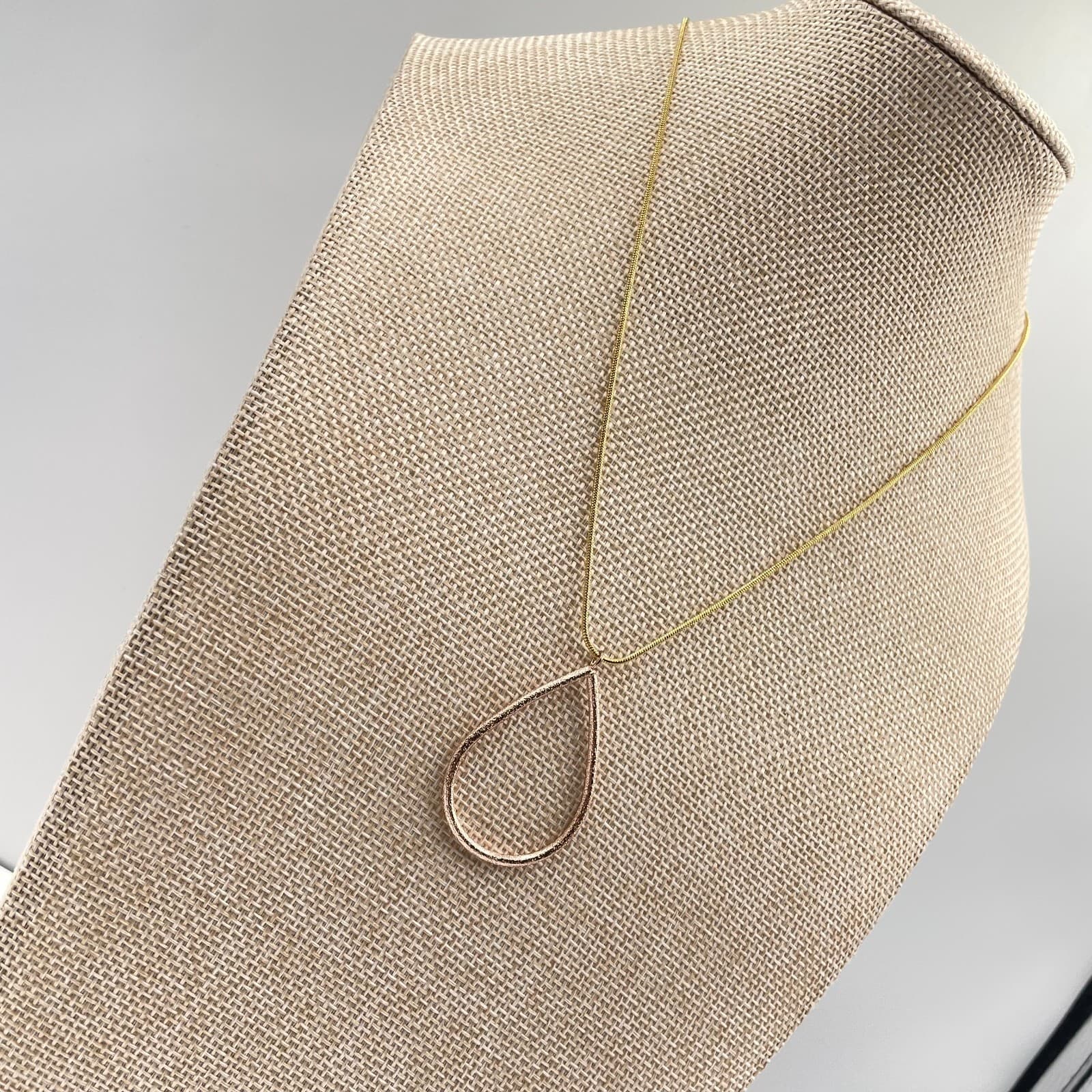 Adjustable Gold-Tone Fashion Stardust Open Teardrop Pendant Lobster Necklace - Thumbnail 5