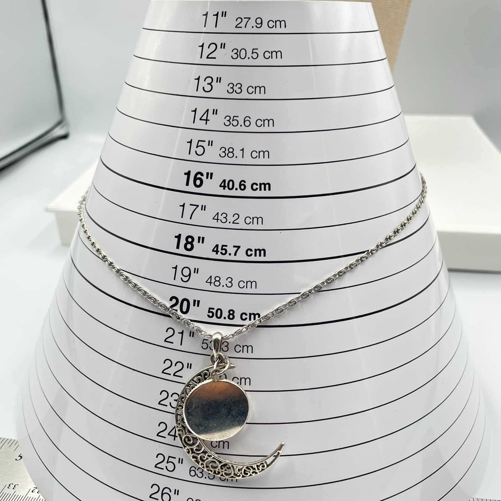 Vintage Silver-Tone Celestial Boho Disc Filigree Crescent Moon Pendant Necklace - Thumbnail 10