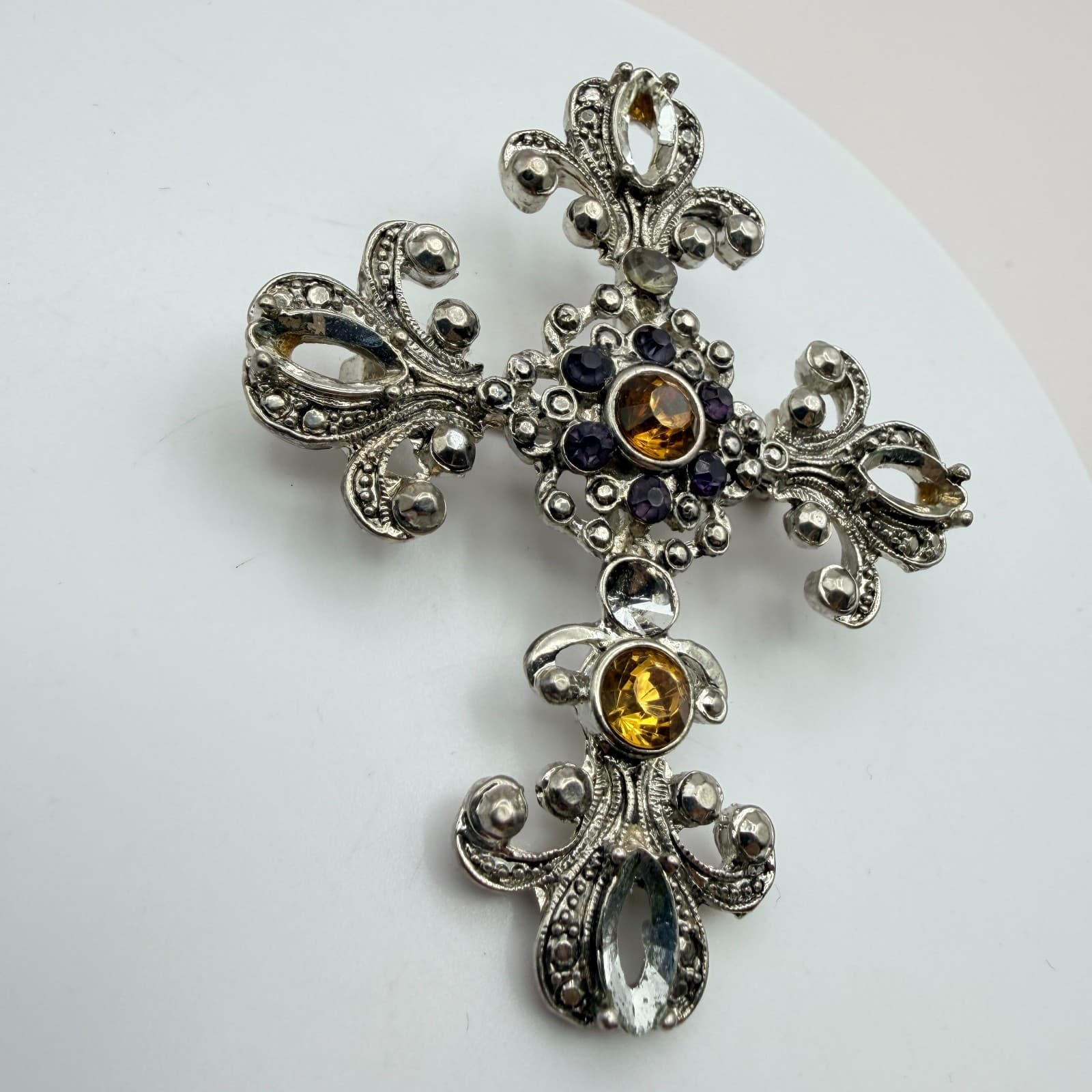 Vintage Y2K Silver Tone Rhinestone Filigree Cross Brooch Pin Statement Jewelry - Thumbnail 5