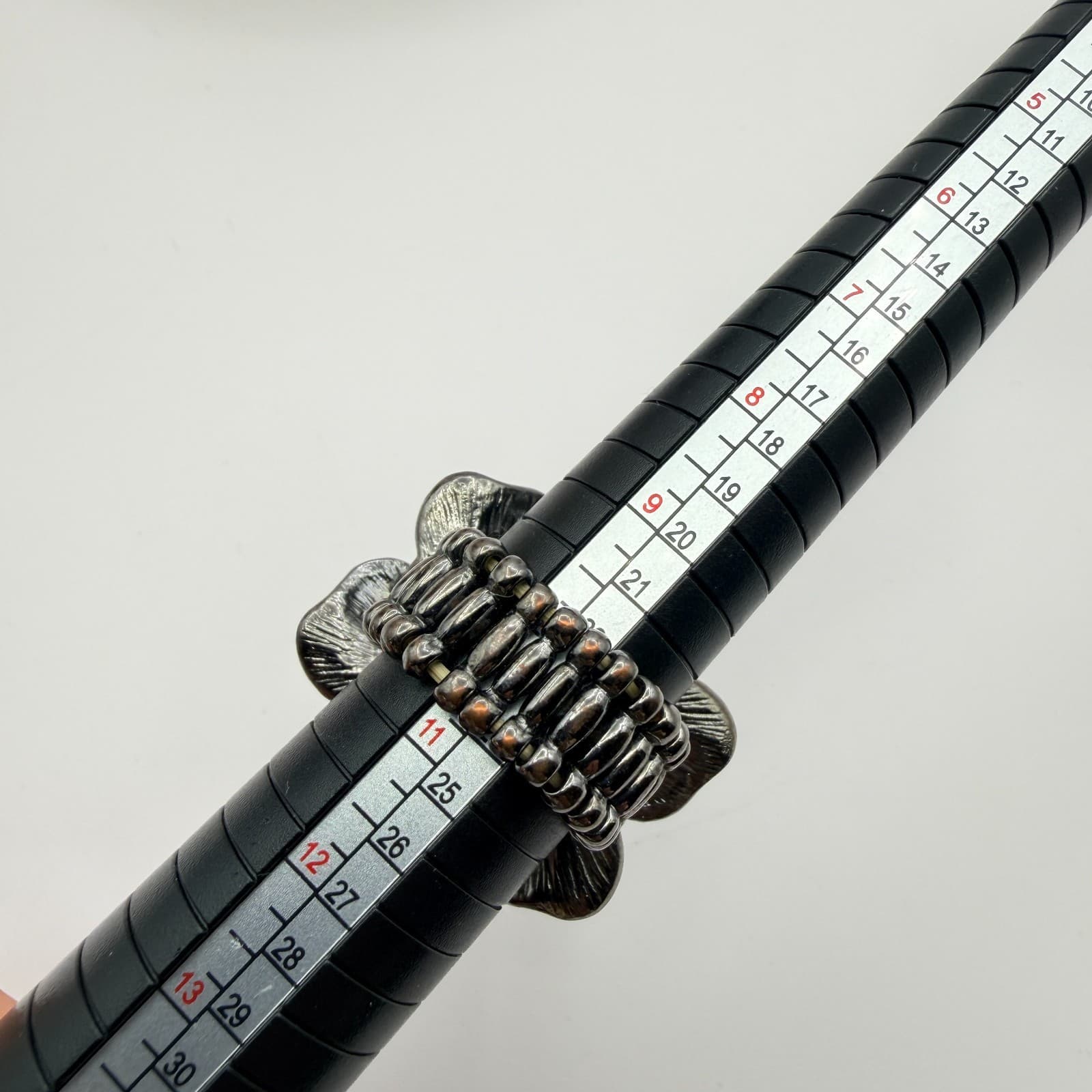 Vintage Y2K Silver Tone Black Rhinestones Floral Statement Ring Women's Jewelry - Thumbnail 9