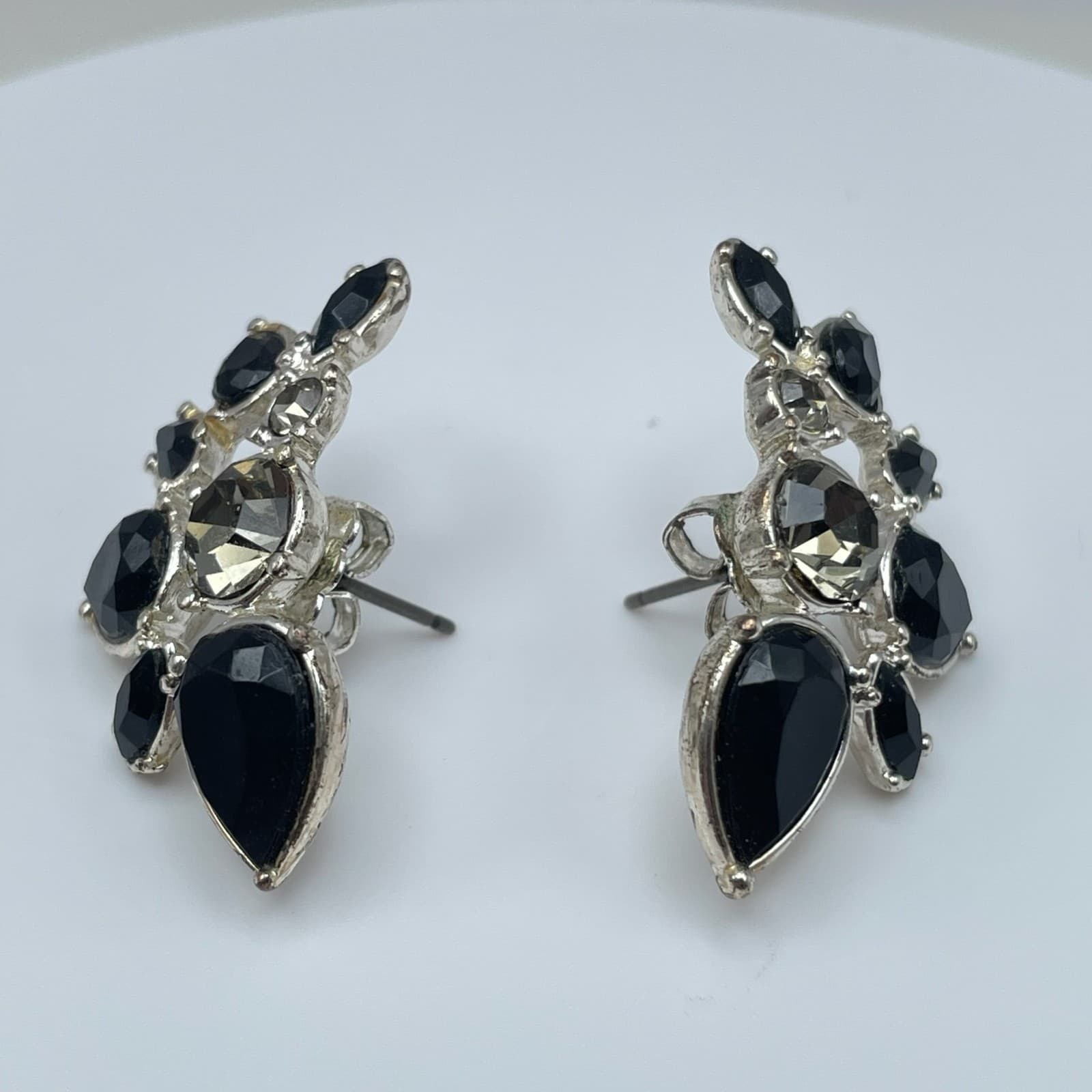 Vintage 90s Silver Tone Black Teardrop Glass Fan Statement Stud Earrings Jewelry - Thumbnail 6