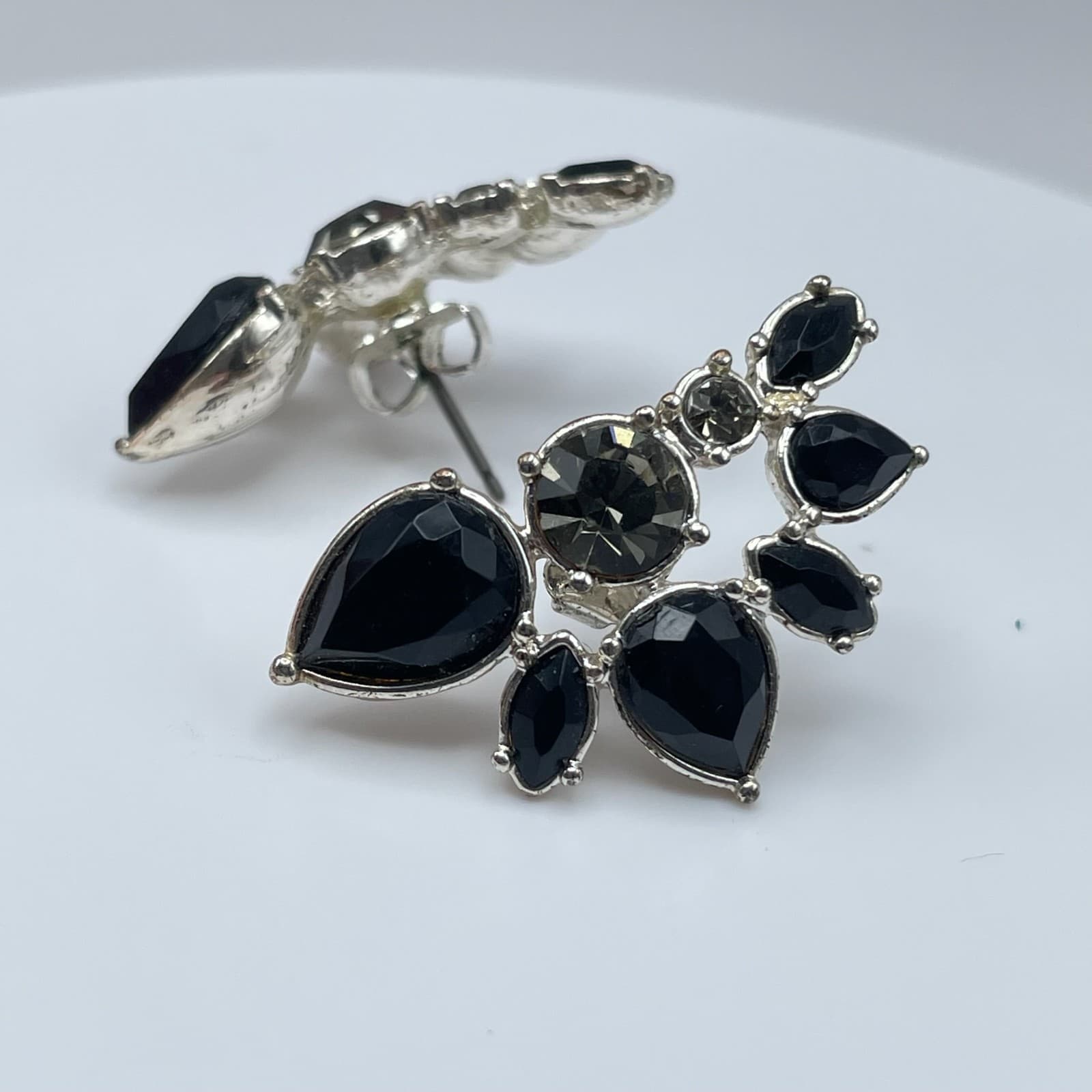 Vintage 90s Silver Tone Black Teardrop Glass Fan Statement Stud Earrings Jewelry - Thumbnail 8