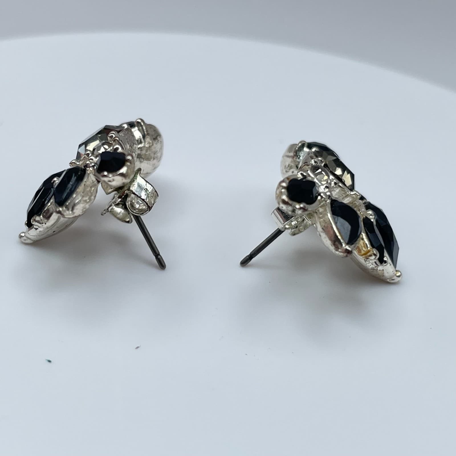 Vintage 90s Silver Tone Black Teardrop Glass Fan Statement Stud Earrings Jewelry - Thumbnail 9