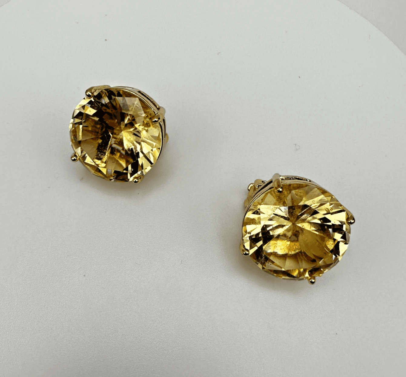 Vintage 90s gold-tone round faceted vitrine statement earrings Women's Jewelry - Thumbnail 2