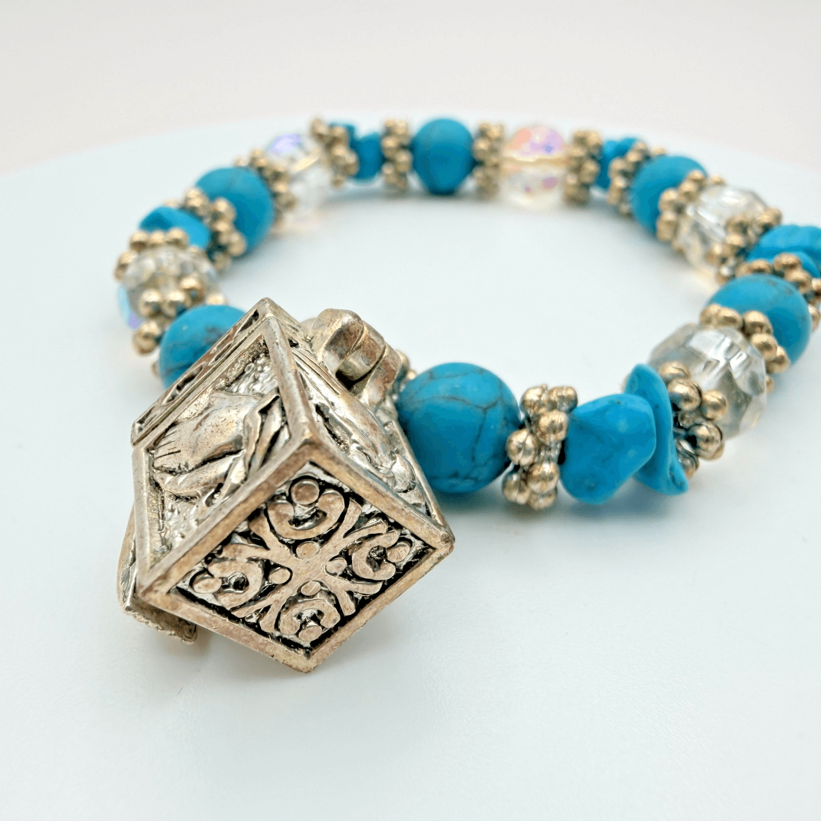 Vintage 90s Silver Tone Turquoise Beaded Charm Bracelet Women's Classic Jewelry - Image 1