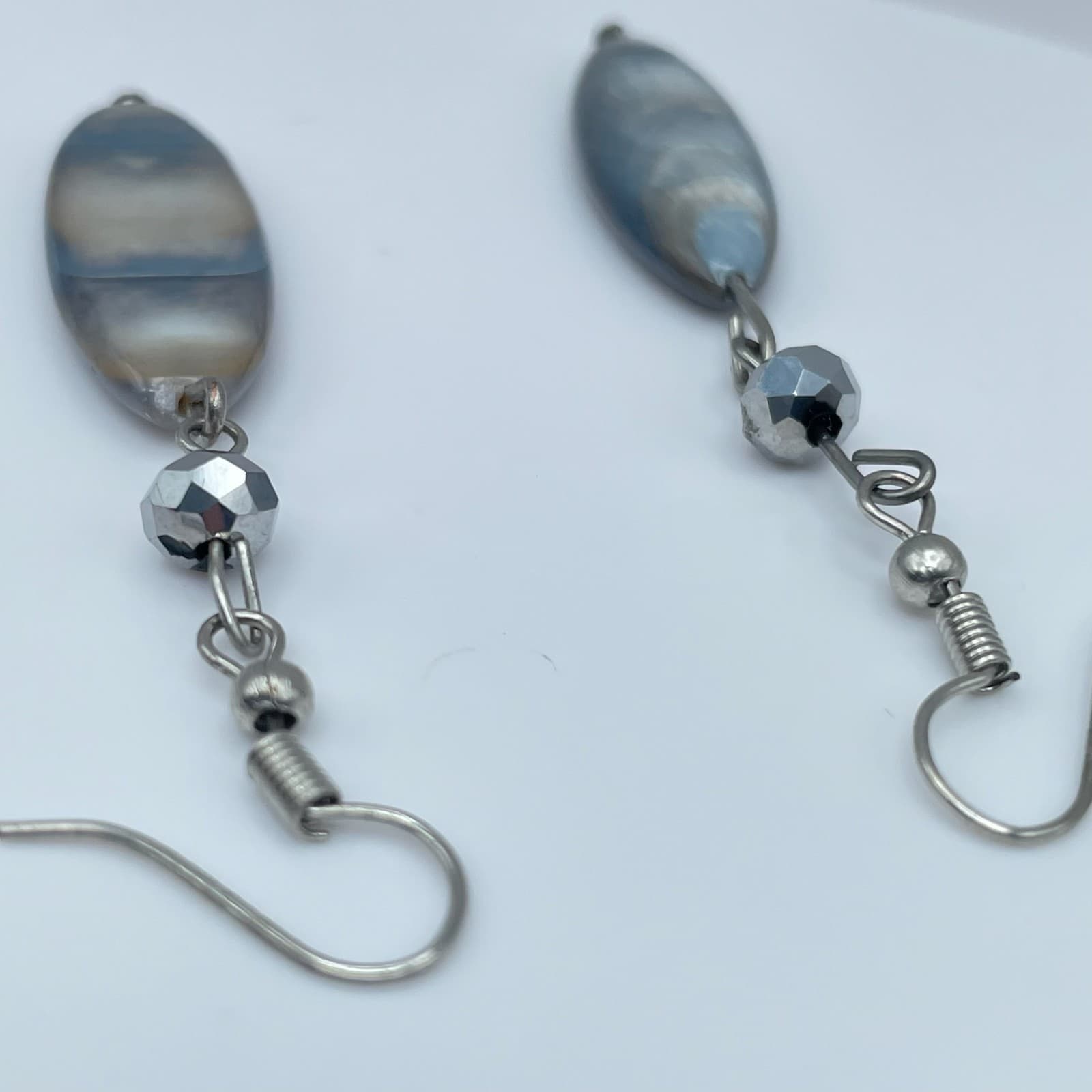 Vintage 80s Blue & Grey Pearl Shell Oval Drop Dangle Earrings Womens Jewelry - Thumbnail 5