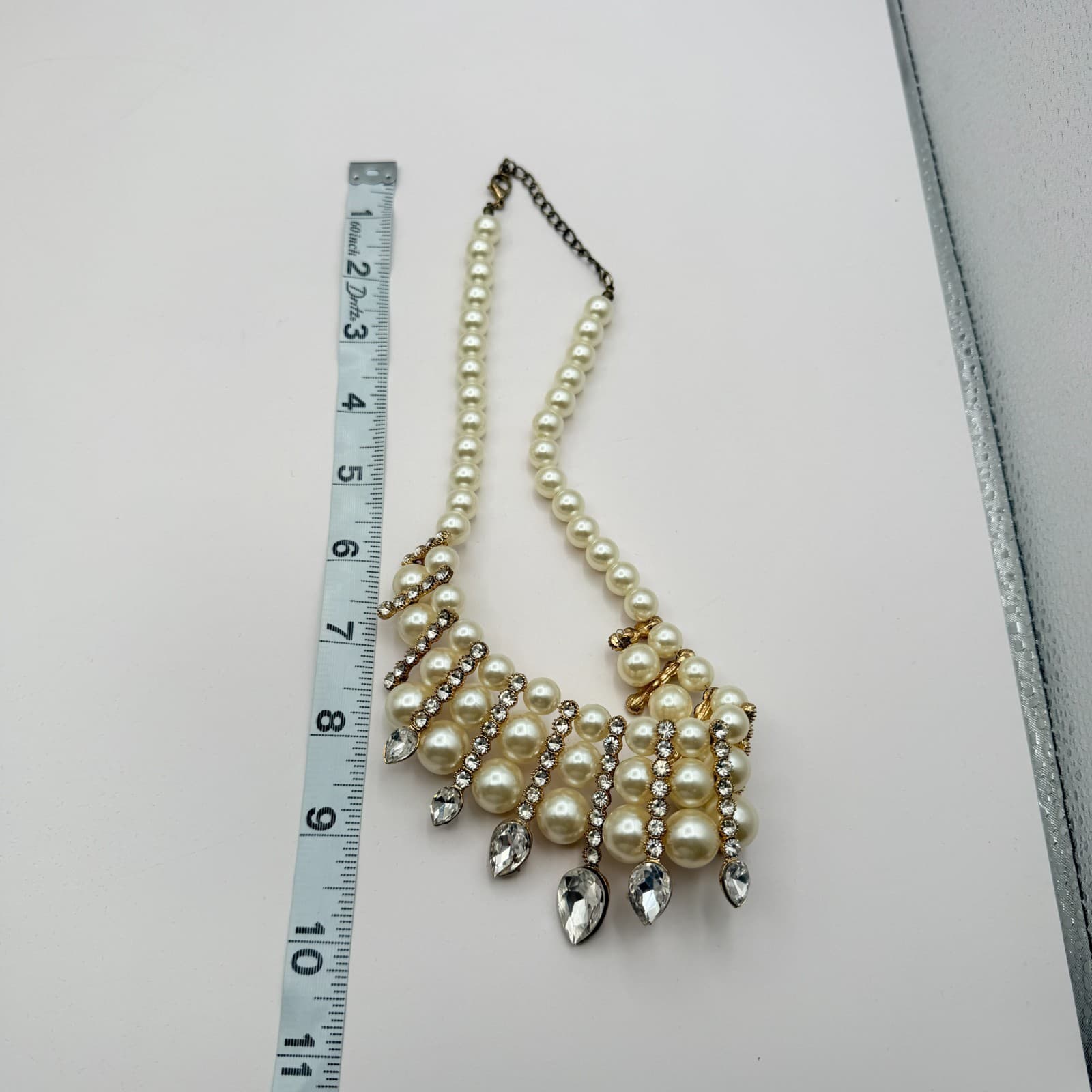 Vintage 90s Gold Tone Glass Faux Pearl Bib Necklace Women's Fashion Jewelry - Thumbnail 8