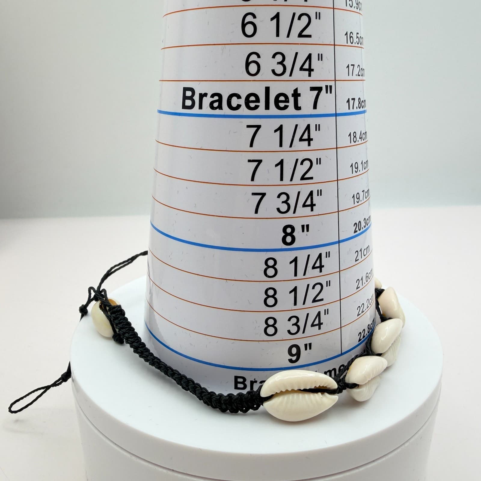 Vintage 90s Cream Cowrie Shell Bracelet Black Macrame Cord Boho Beach Jewelry - Thumbnail 8