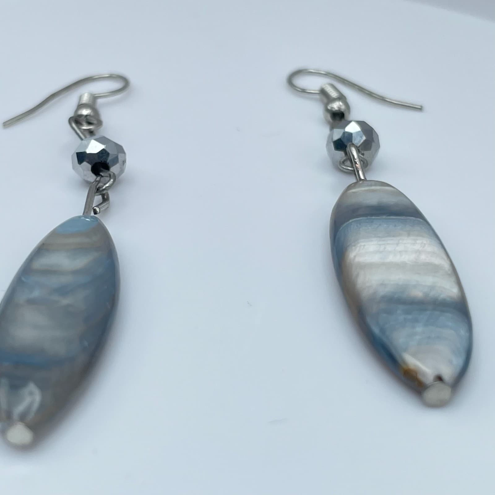 Vintage 80s Blue & Grey Pearl Shell Oval Drop Dangle Earrings Womens Jewelry - Thumbnail 10