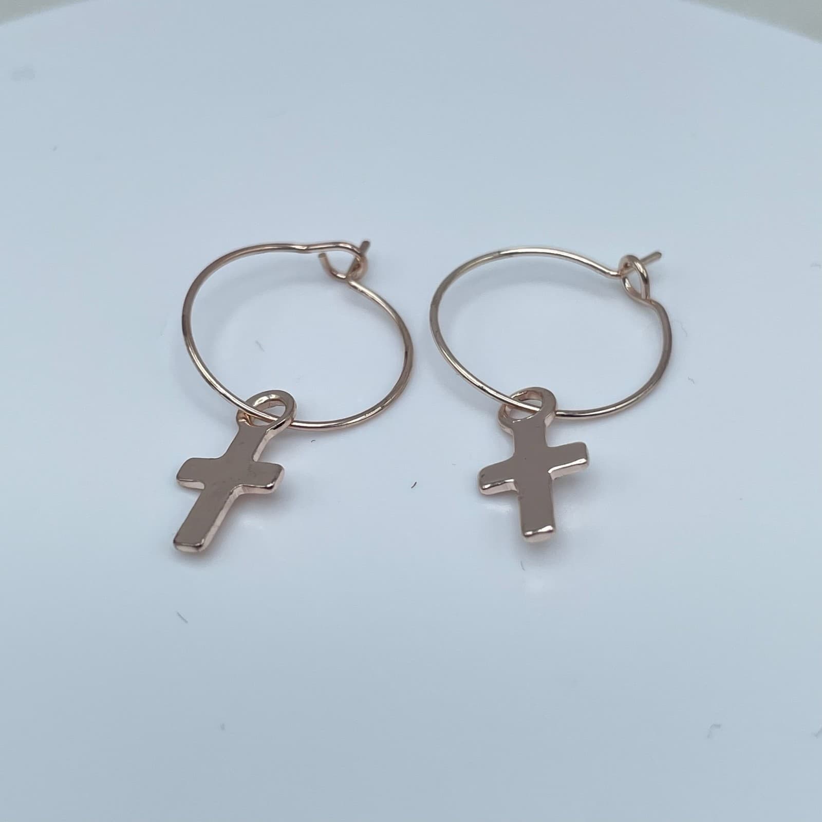 Vintage 90s Rose Gold Tone Cross Charm Hoop Earrings Minimalist Religious Boho - Thumbnail 2