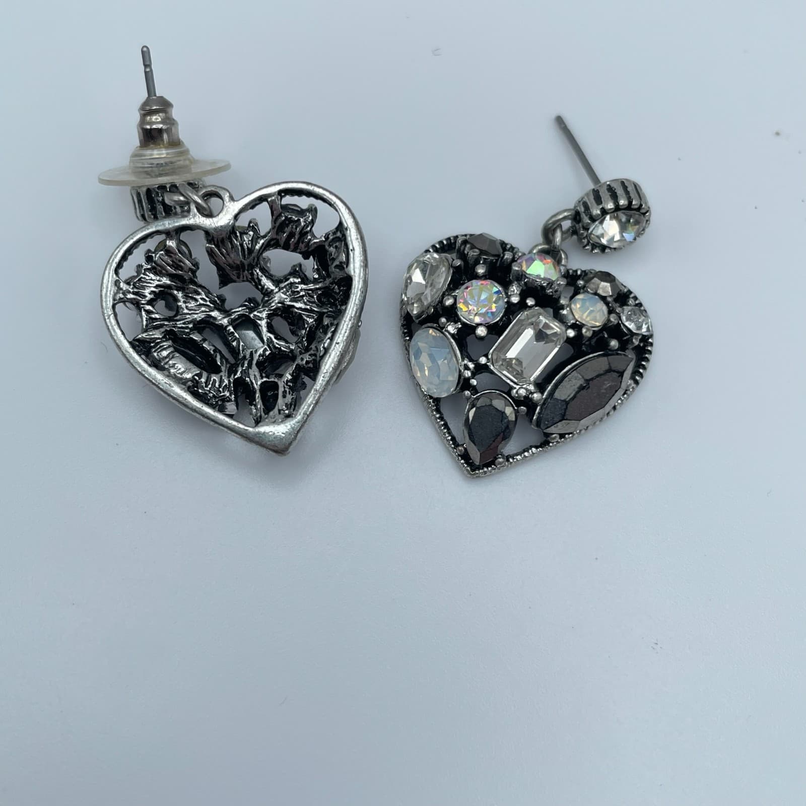 Vintage 90s Silver Tone Aurora Borealis Glass Stone Heart Drop Stud Earrings - Thumbnail 3