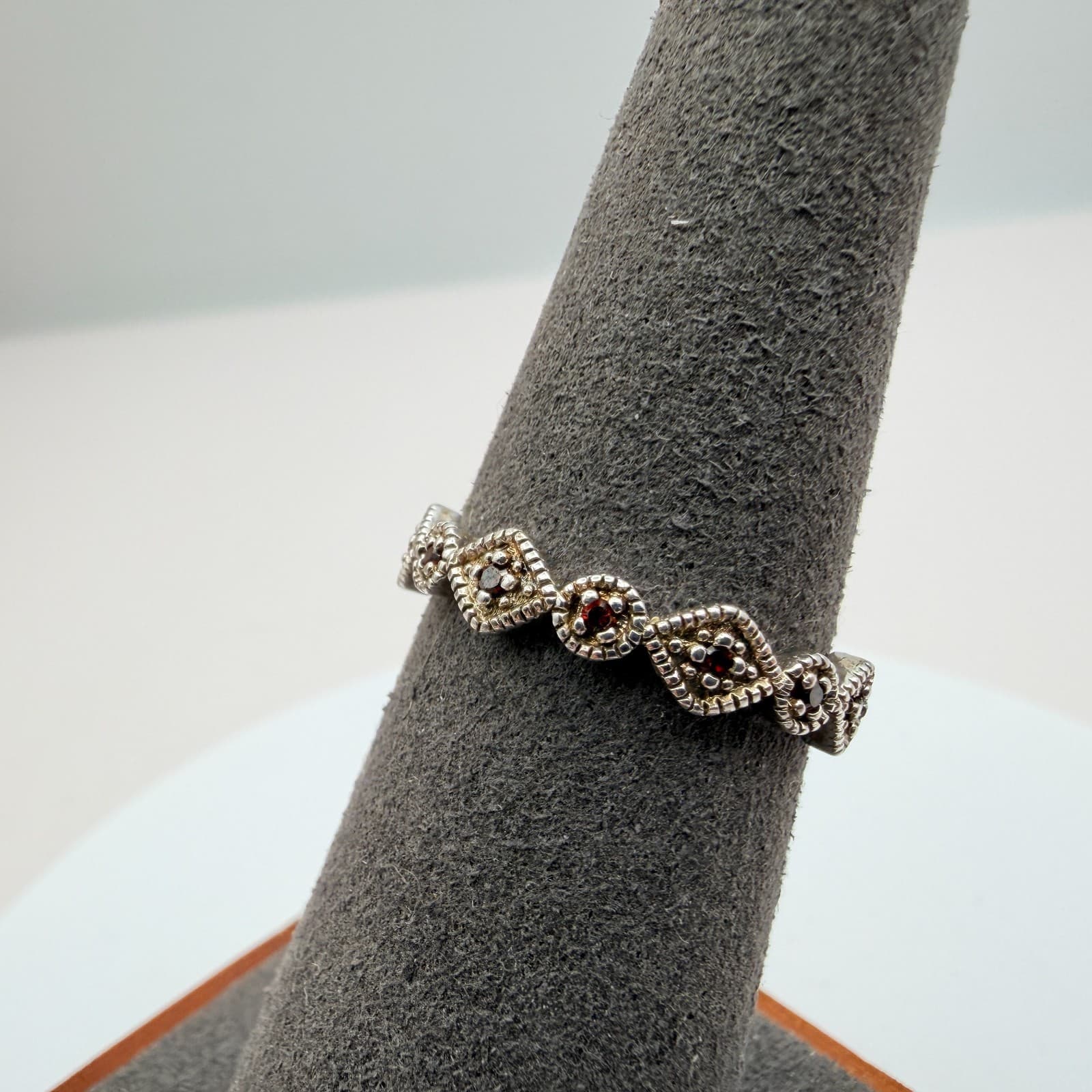 Vintage 90s Silver Tone Red Glass Ring Women's Classic Fashion Jewelry - Thumbnail 2