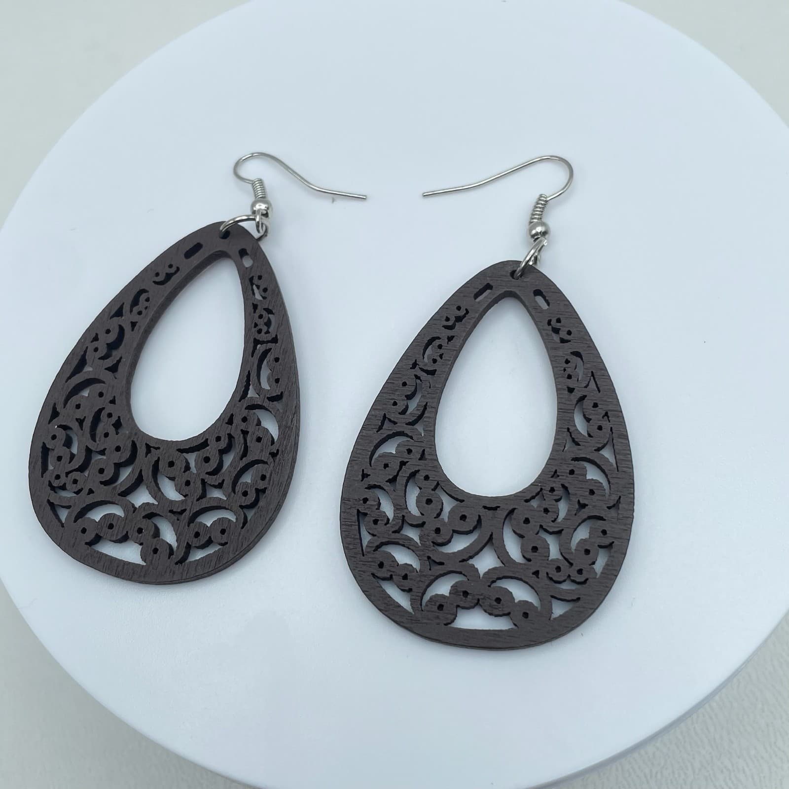Vintage 90s Brown Wood Filigree Teardrop Dangle Earrings Boho Hippie Fashion - Image 1