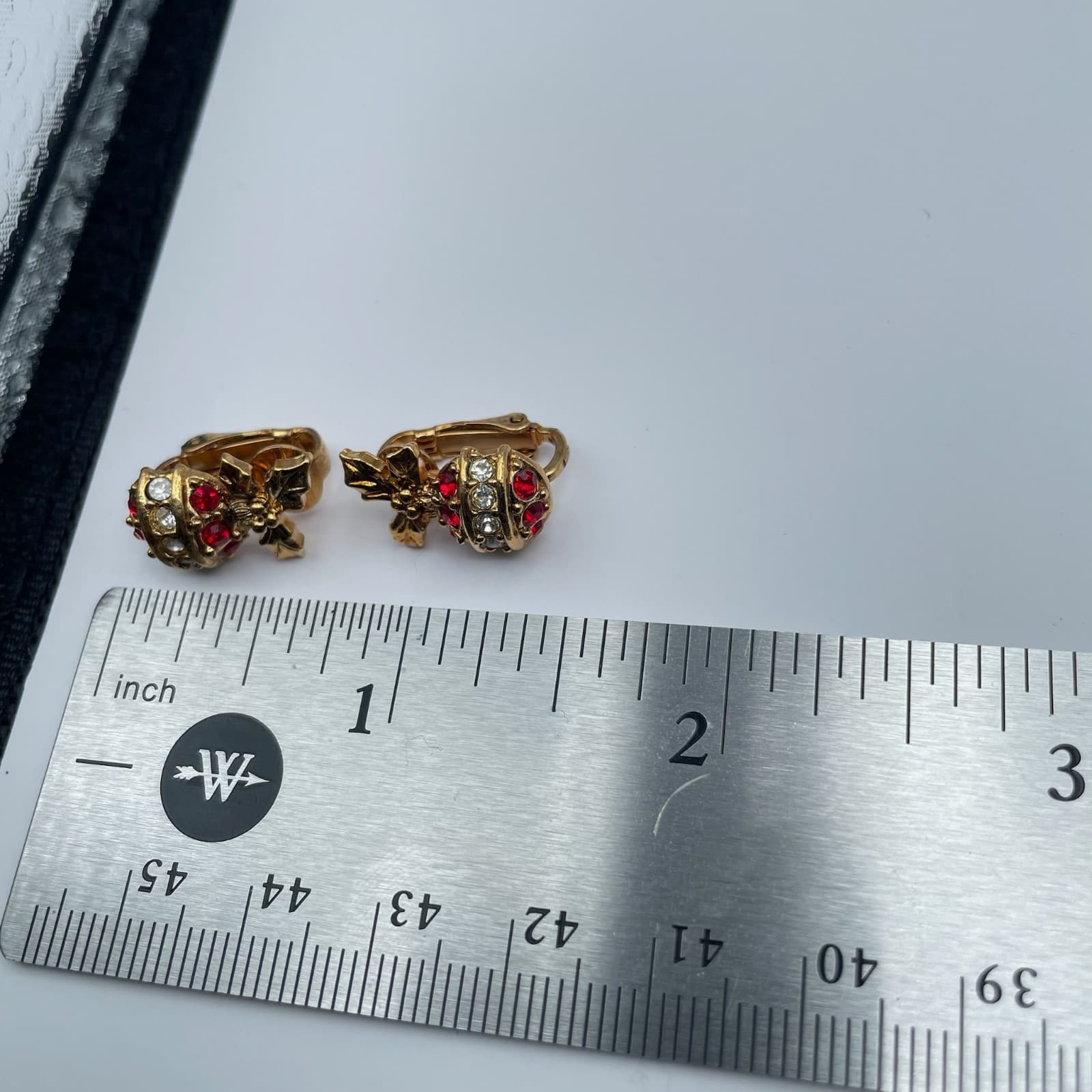 Vintage 90s Christmas Ornament Clip On Earrings Gold Tone Rhinestone Jewelry - Thumbnail 11