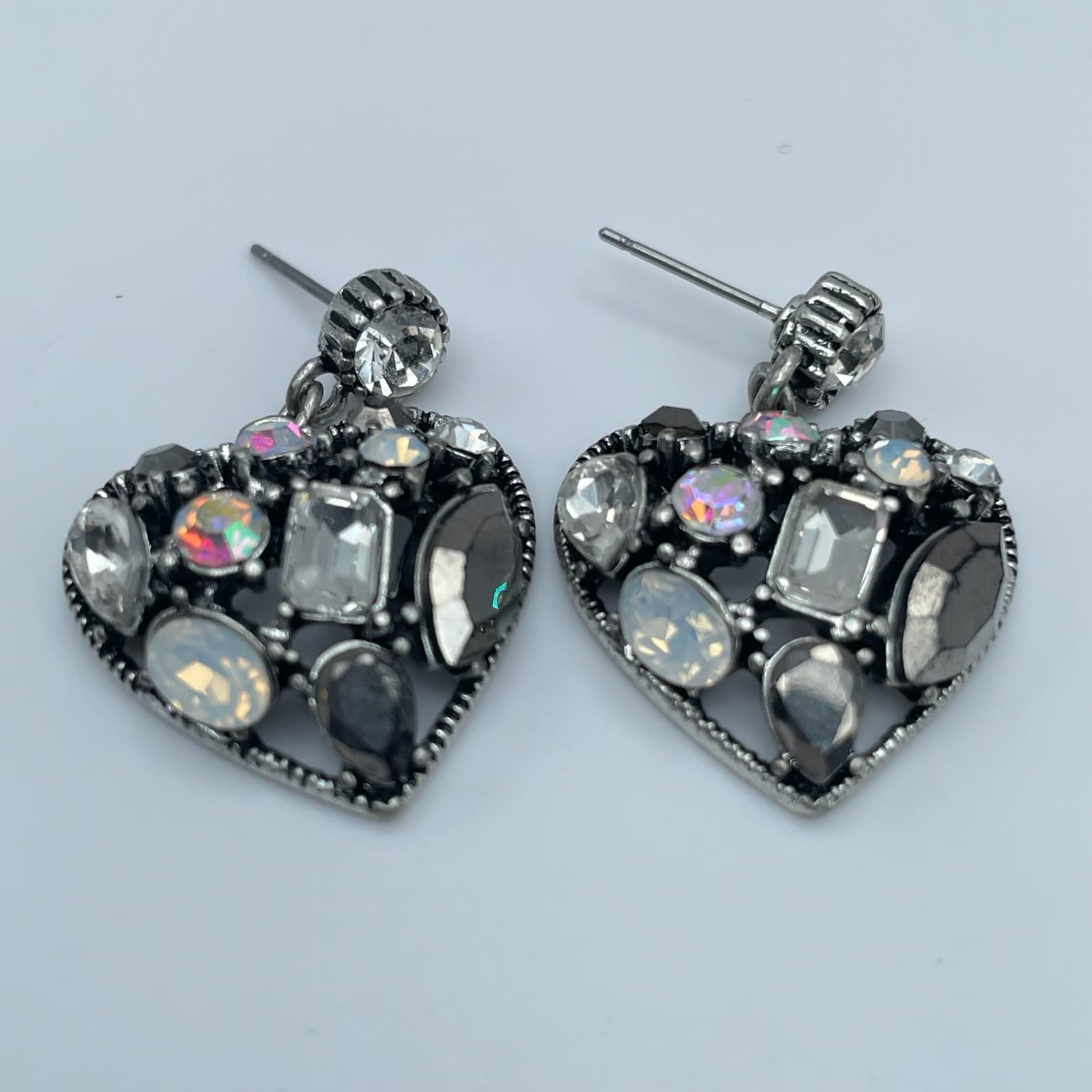 Vintage 90s Silver Tone Aurora Borealis Glass Stone Heart Drop Stud Earrings - Thumbnail 5