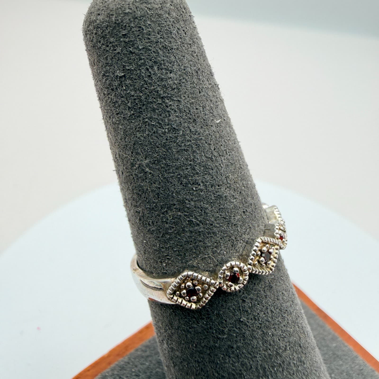 Vintage 90s Silver Tone Red Glass Ring Women's Classic Fashion Jewelry - Thumbnail 5