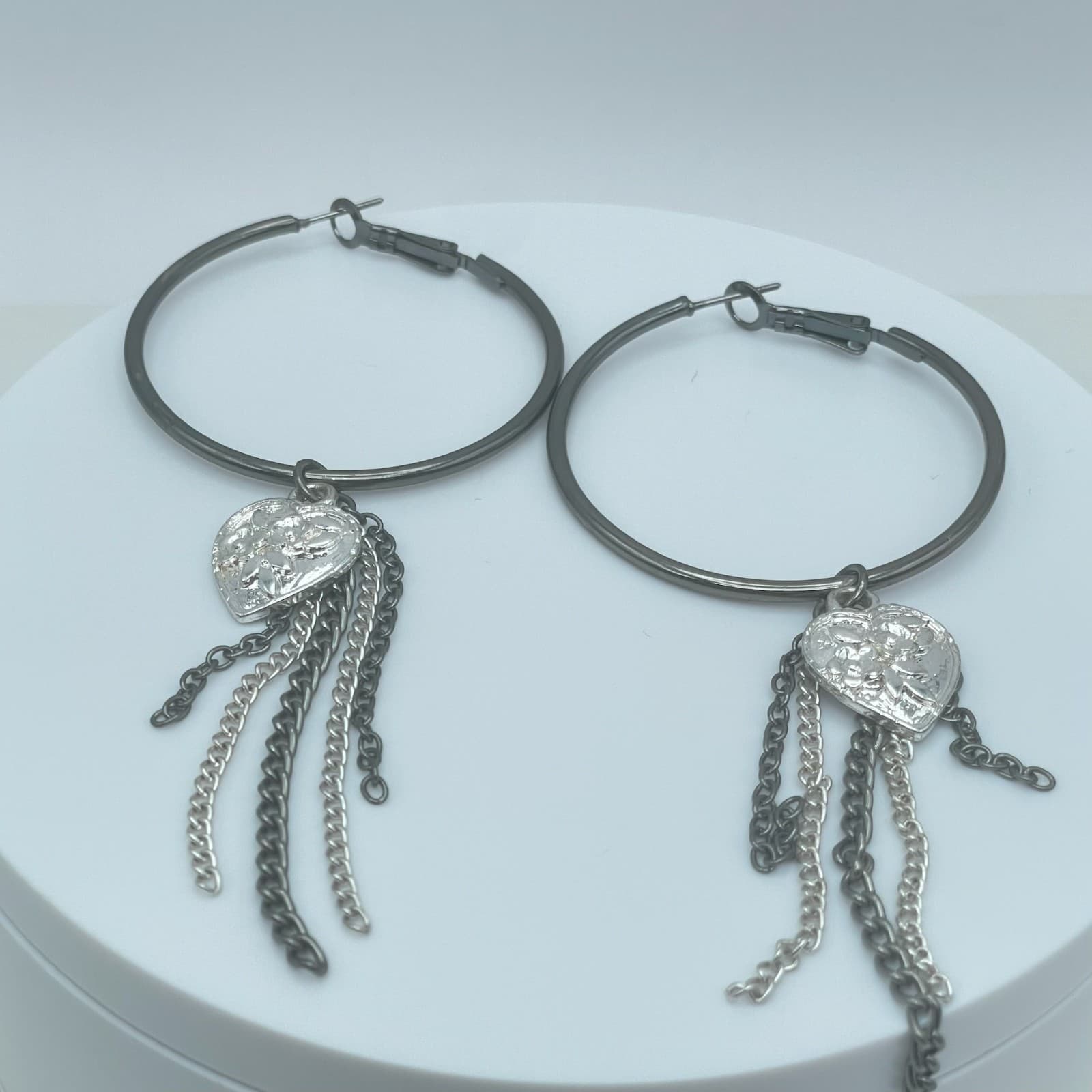 Vintage 90s Silver Tone Mesh Wrap Hoop Earrings Fashion Women's Classic Jewelry - Thumbnail 6