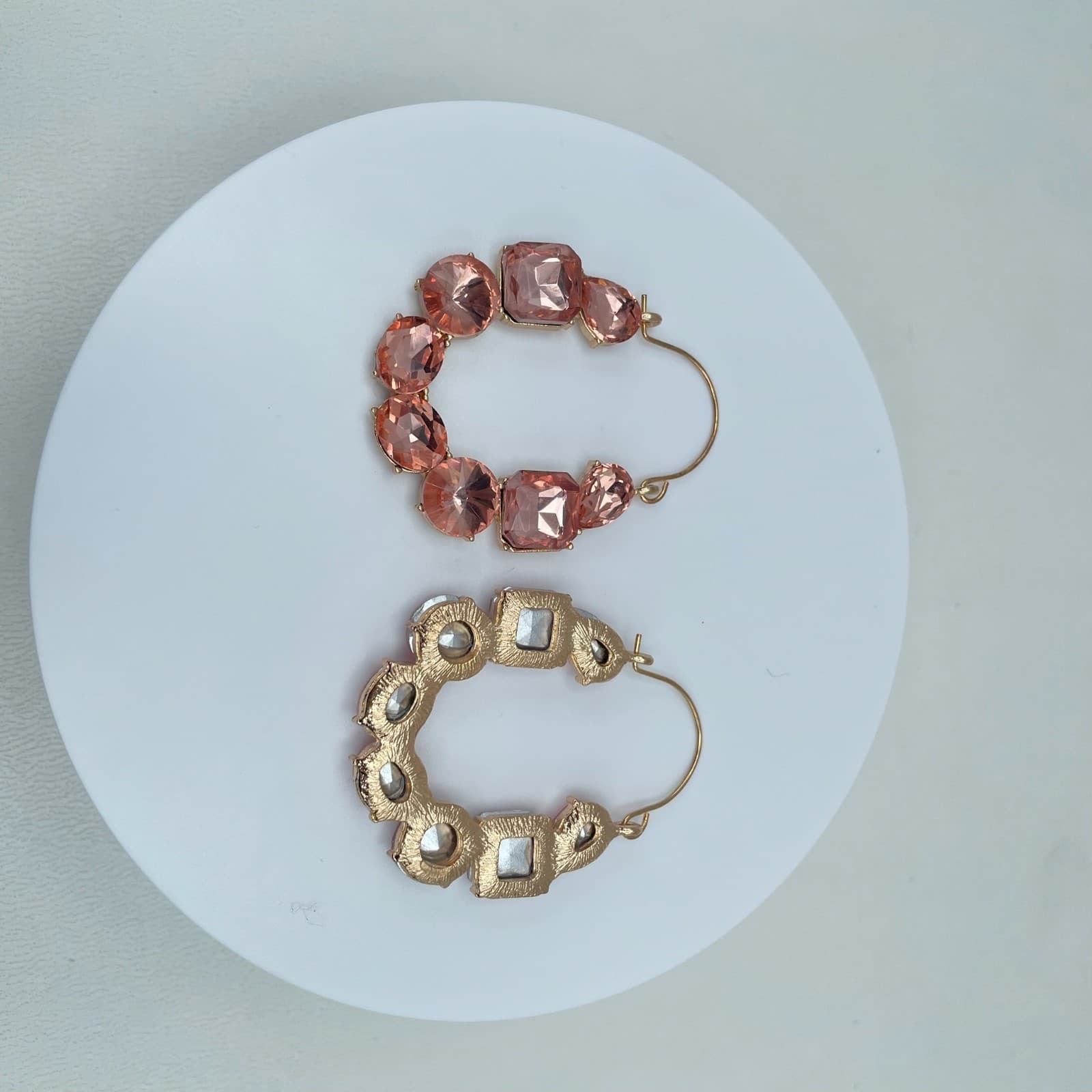 Vintage 90s Gold Tone Peach Pink Hoop Earrings Boho Women's Classic Jewelry - Thumbnail 3