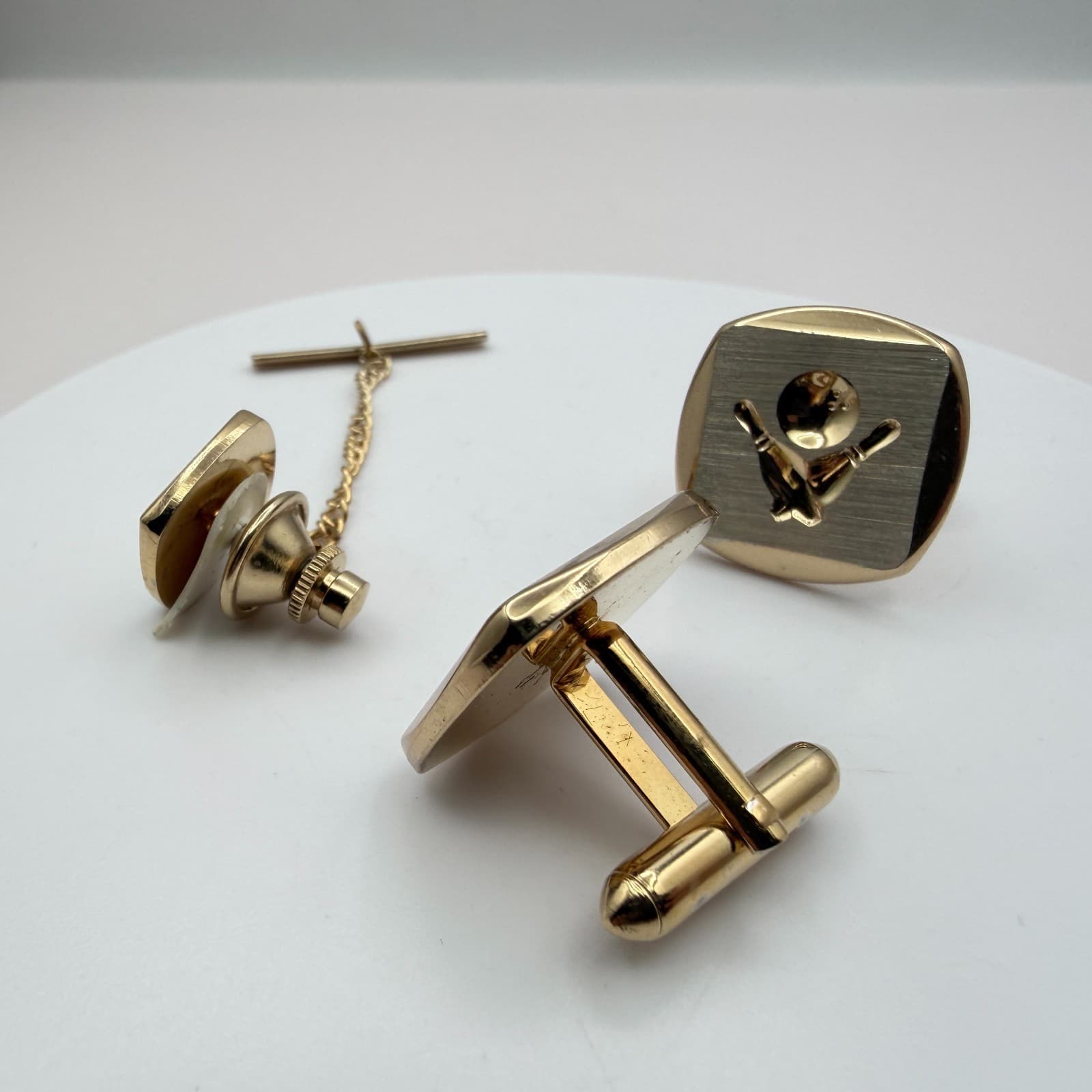 VTG Y2K Gold Tone Bowling Tie Tac Cufflinks Set Men's Classic Fashion Jewelry - Thumbnail 5