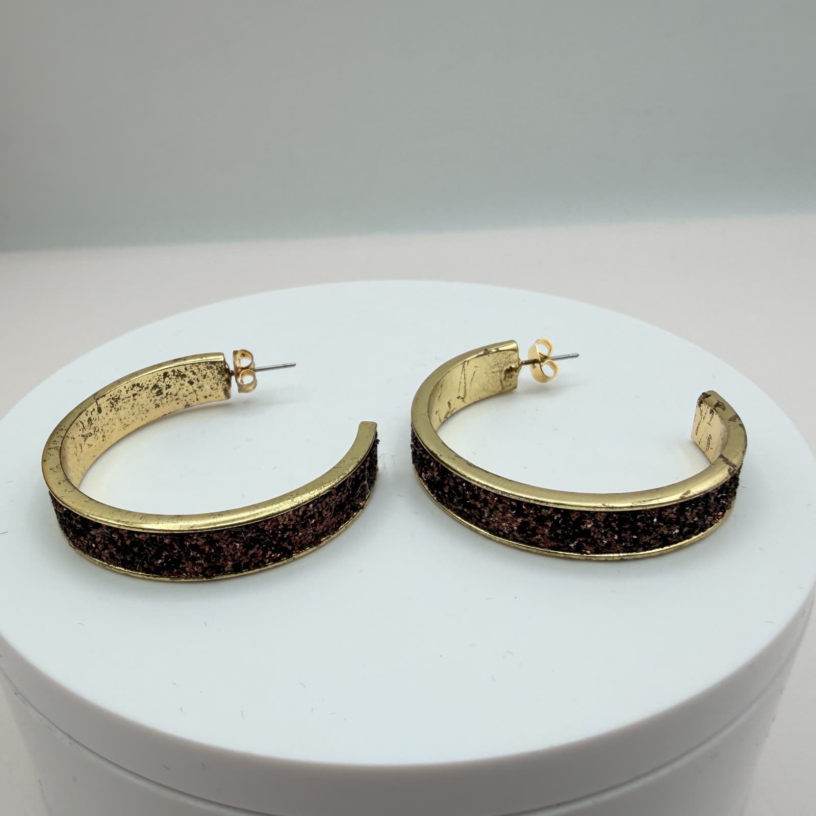 Vintage 90s Gold Tone Glitter Inlay Hoop Earrings Retro Boho Fashion Jewelry - Thumbnail 3