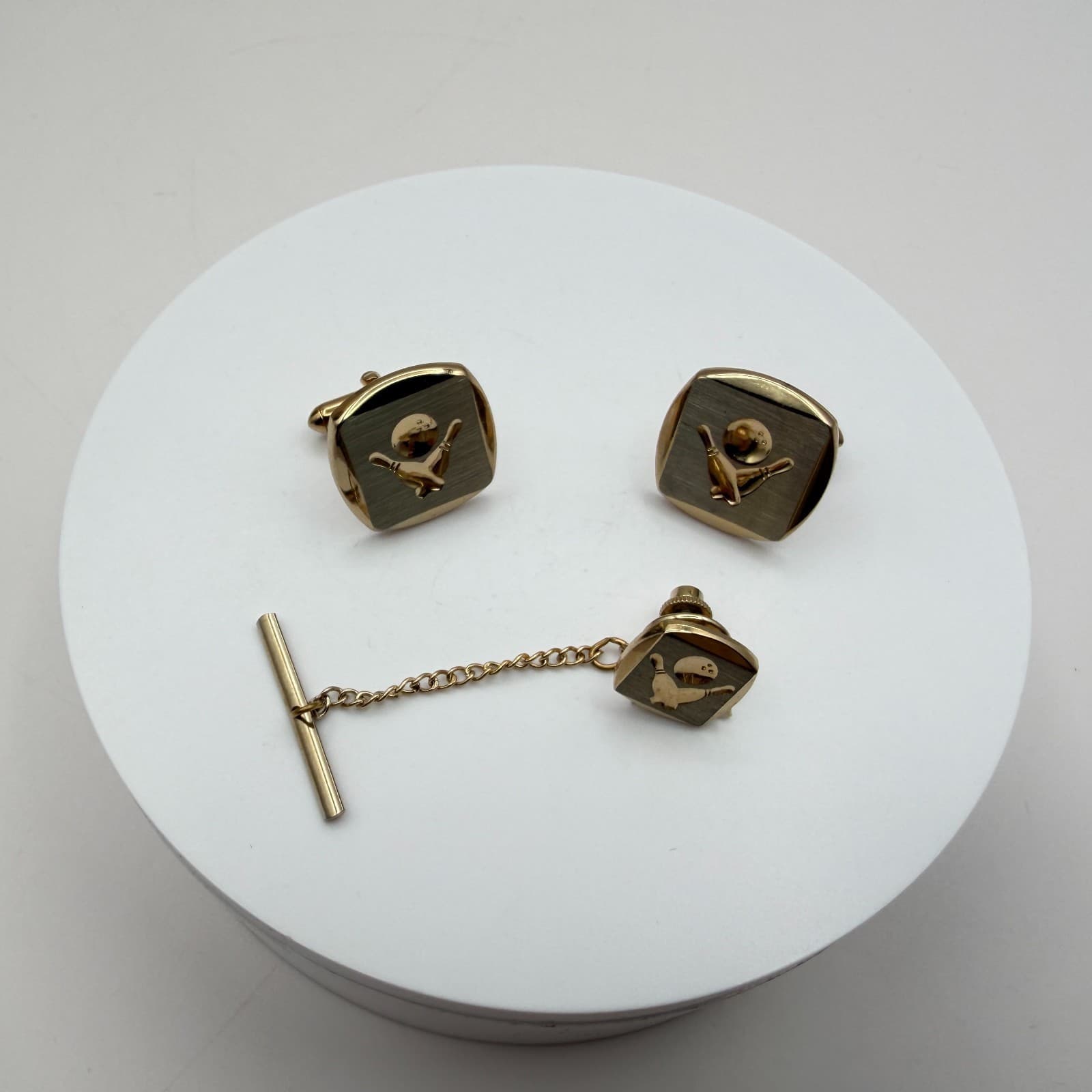 VTG Y2K Gold Tone Bowling Tie Tac Cufflinks Set Men's Classic Fashion Jewelry - Thumbnail 6
