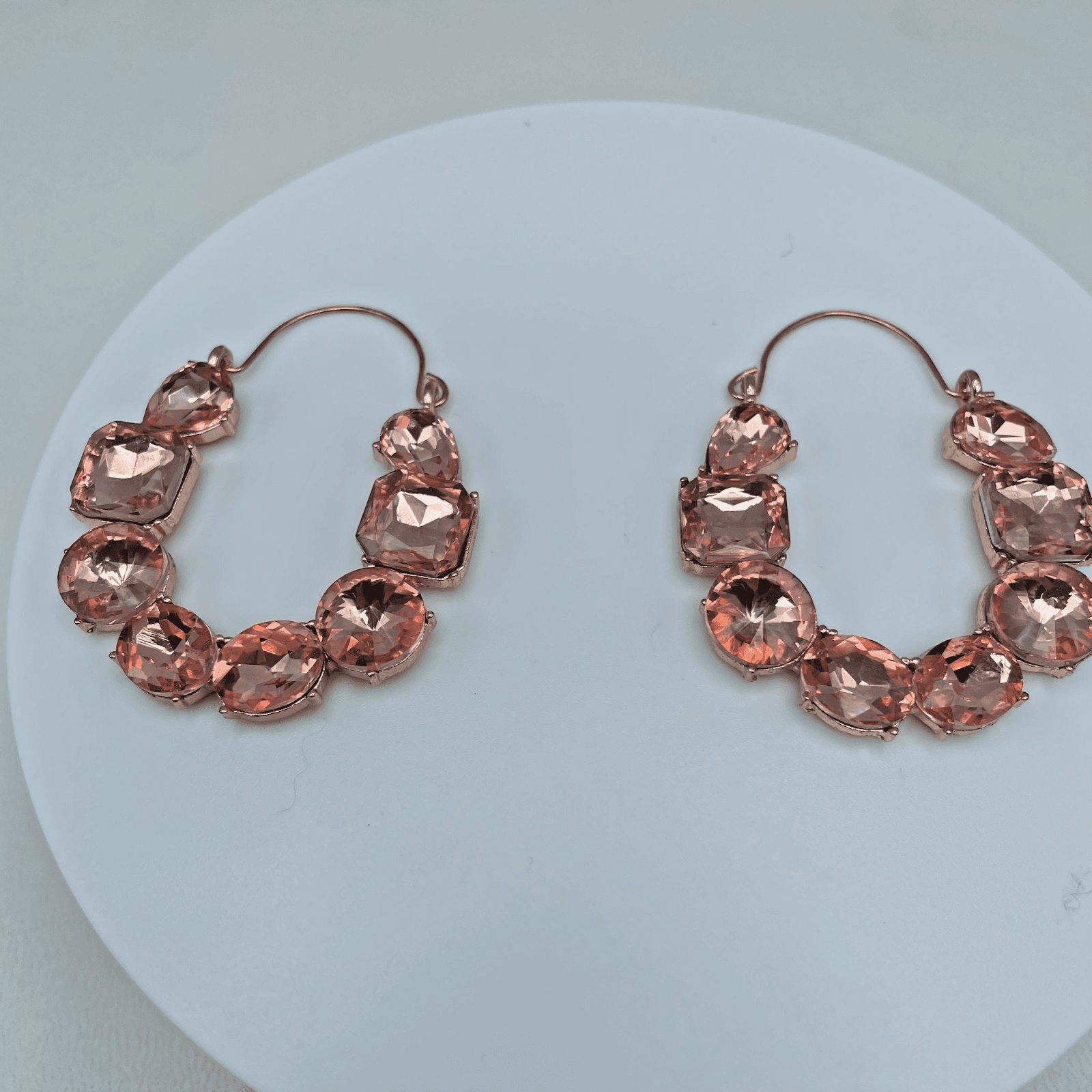 Vintage 90s Gold Tone Peach Pink Hoop Earrings Boho Women's Classic Jewelry - Image 1